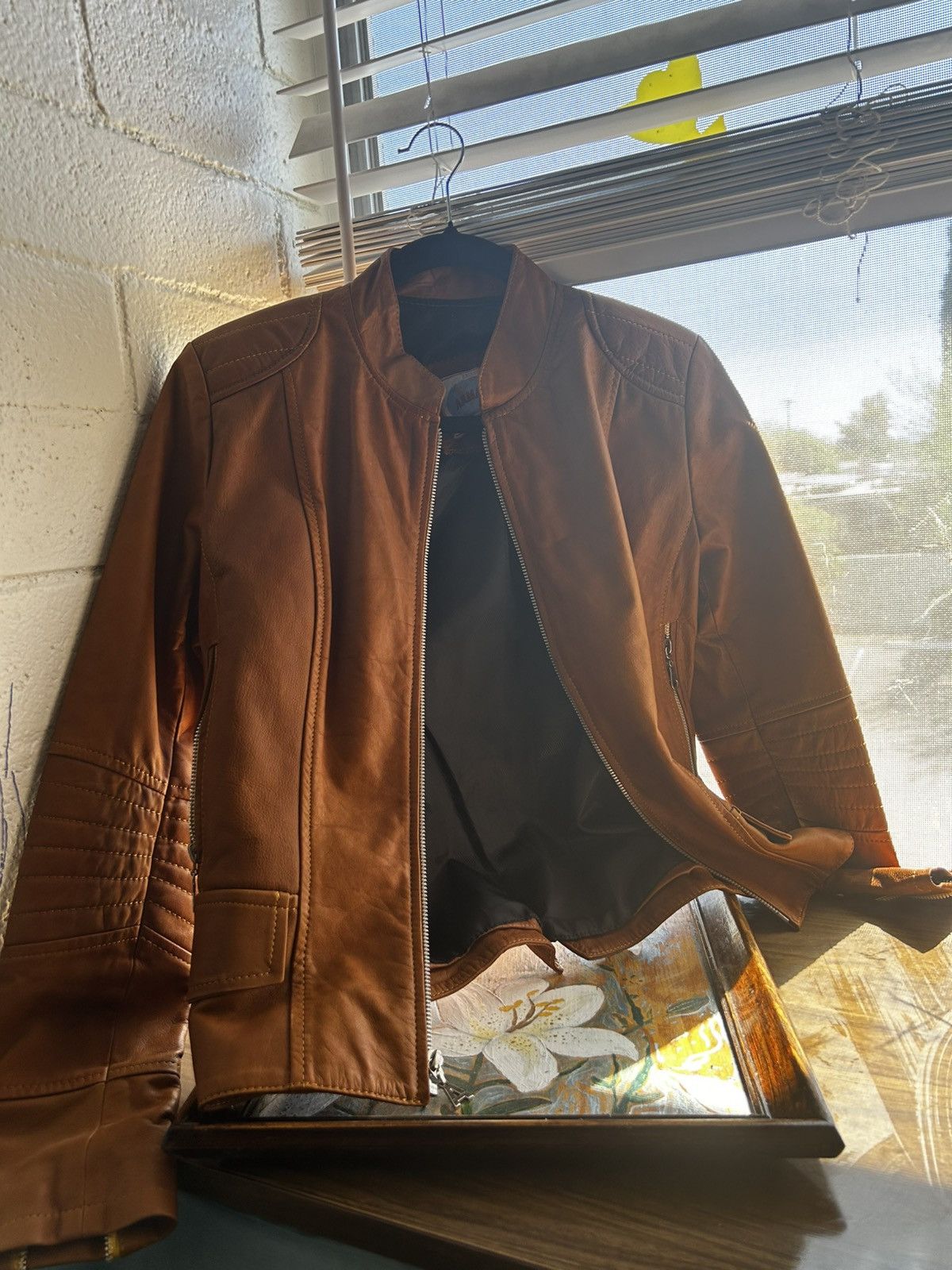 Other Hand-Painted Leather Jacket w/ Crystals (XXS • 1 of 1) Size XXS / US 00 / IT 34 - 4 Thumbnail