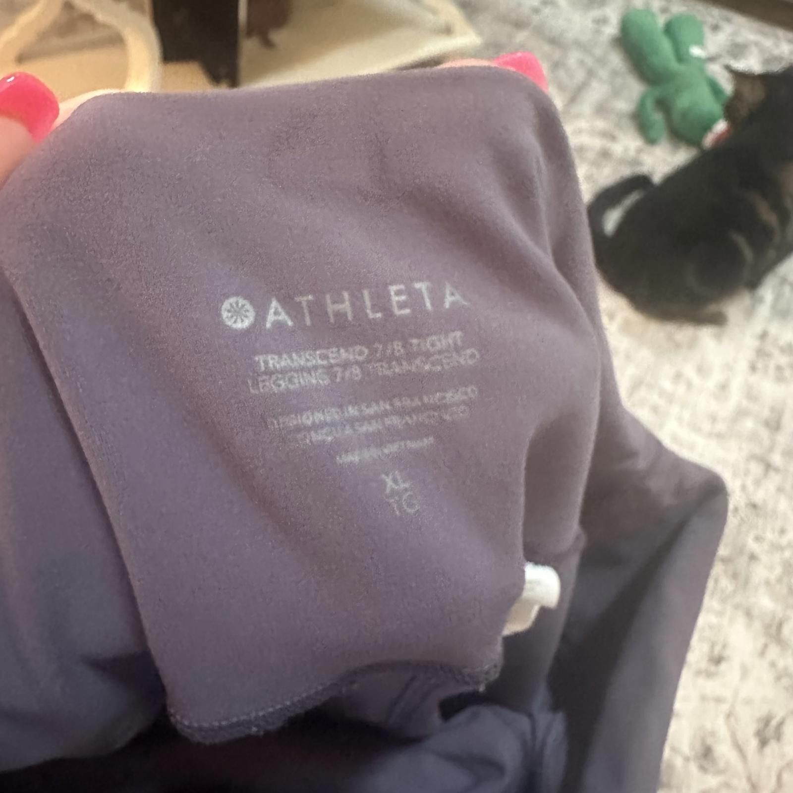 Designer Athleta Transcend 7/8 Leggings - XL - Fashionable Comfort Size 40" / US 18 - 3 Thumbnail