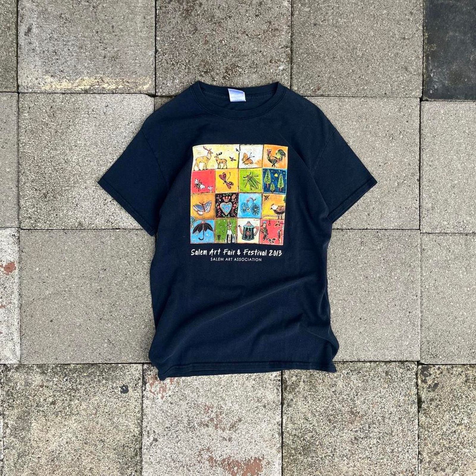 Salem Sportswear Y2K Art Fair Festival 2013 Black Graphic - Unique Event T Size US S / EU 44-46 / 1 - 1 Thumbnail