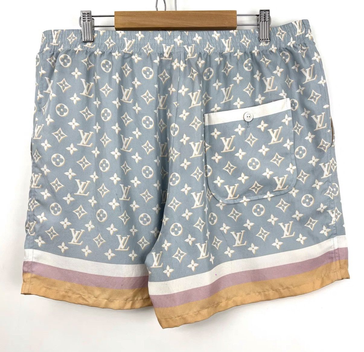 Louis Vuitton Louis Vuitton LV Blue Monogram Silk Shorts K12 Size US 30 / EU 46 - 2 Thumbnail