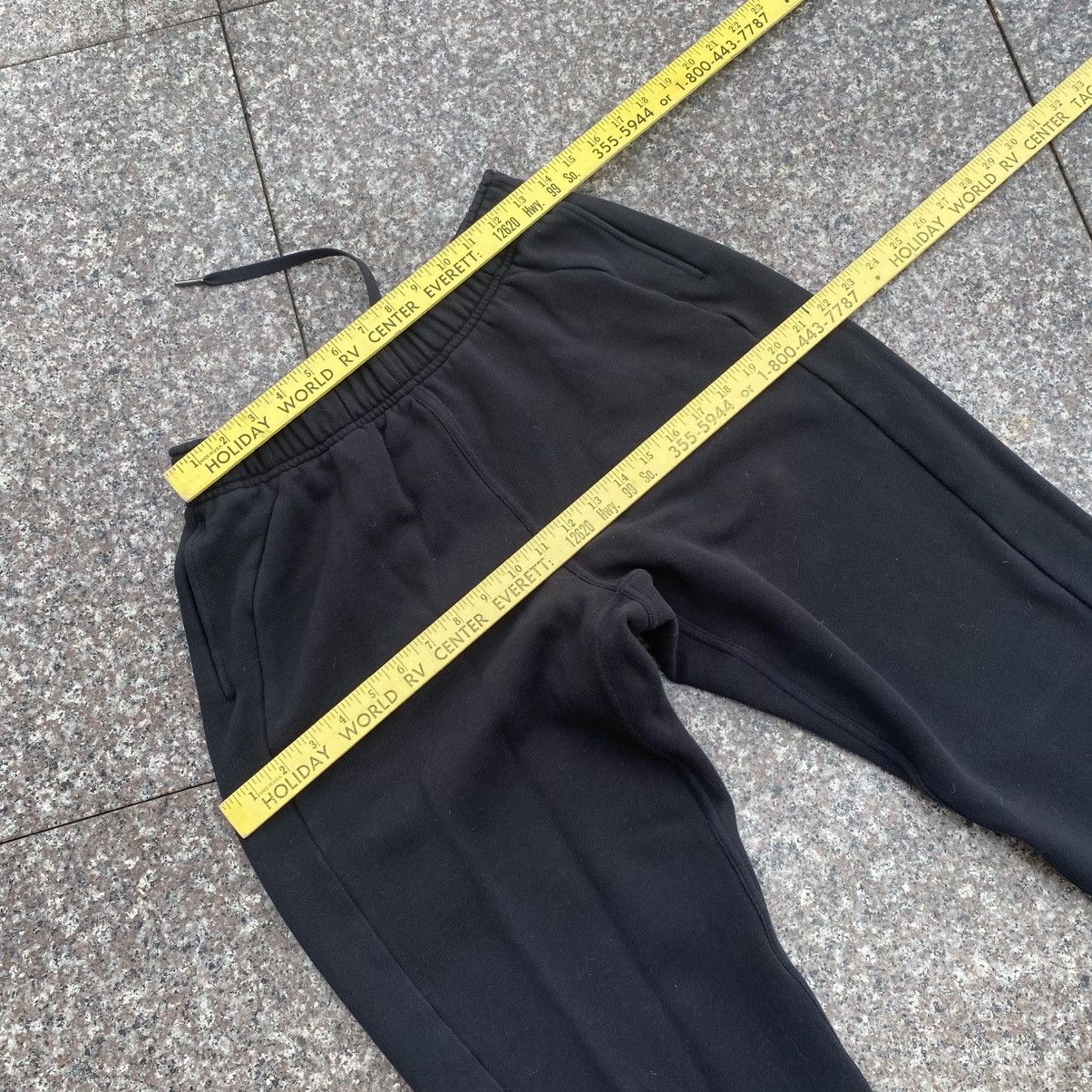 Lululemon Lululemon oversized sweatpants Size 28" / US 6 / IT 42 - 4 Thumbnail
