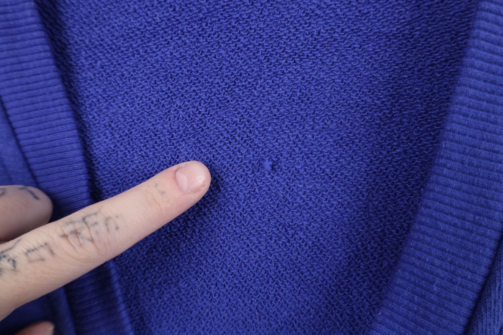 Vintage Vintage 90s Streetwear Blank French Terry Sweater Vest Blue Size US M / EU 48-50 / 2 - 5 Thumbnail