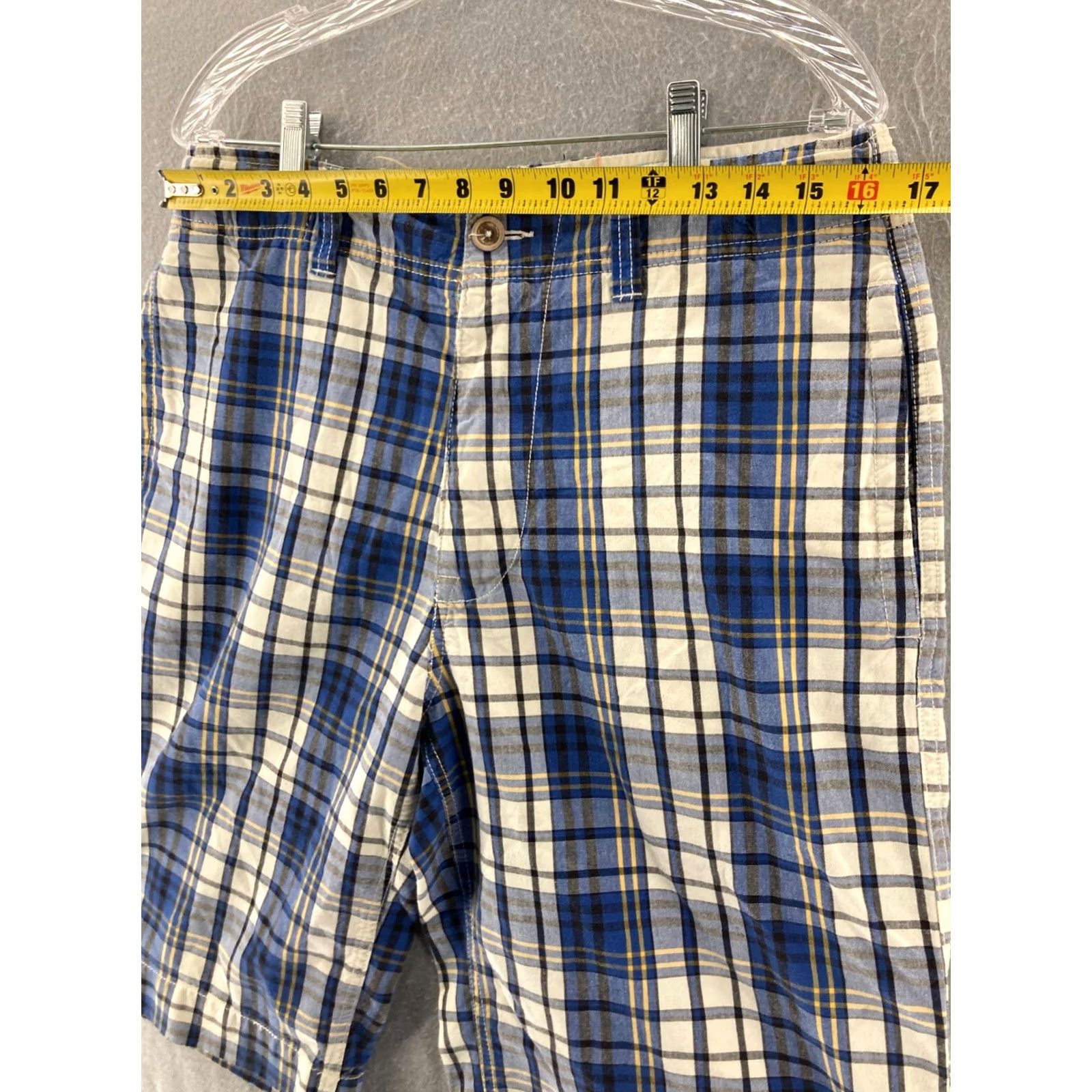 American Eagle Outfitters American Eagle Outfitters Shorts Mens 32 Navy Blue White Plaid Chino Longer Size US 32 / EU 48 - 2 Thumbnail