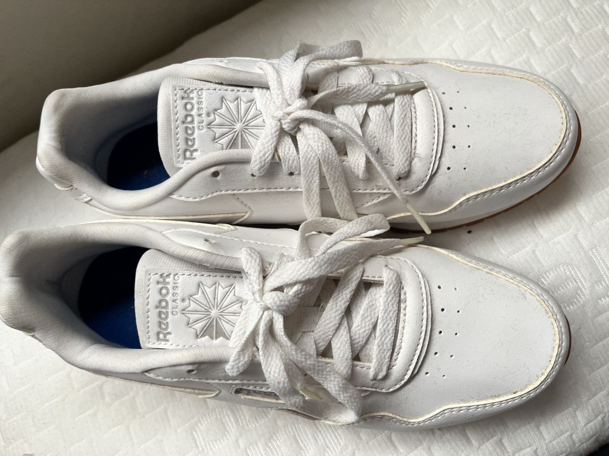 Reebok Really clean Reebok fully laced shoes Size US 7 / EU 40 - 2 Thumbnail