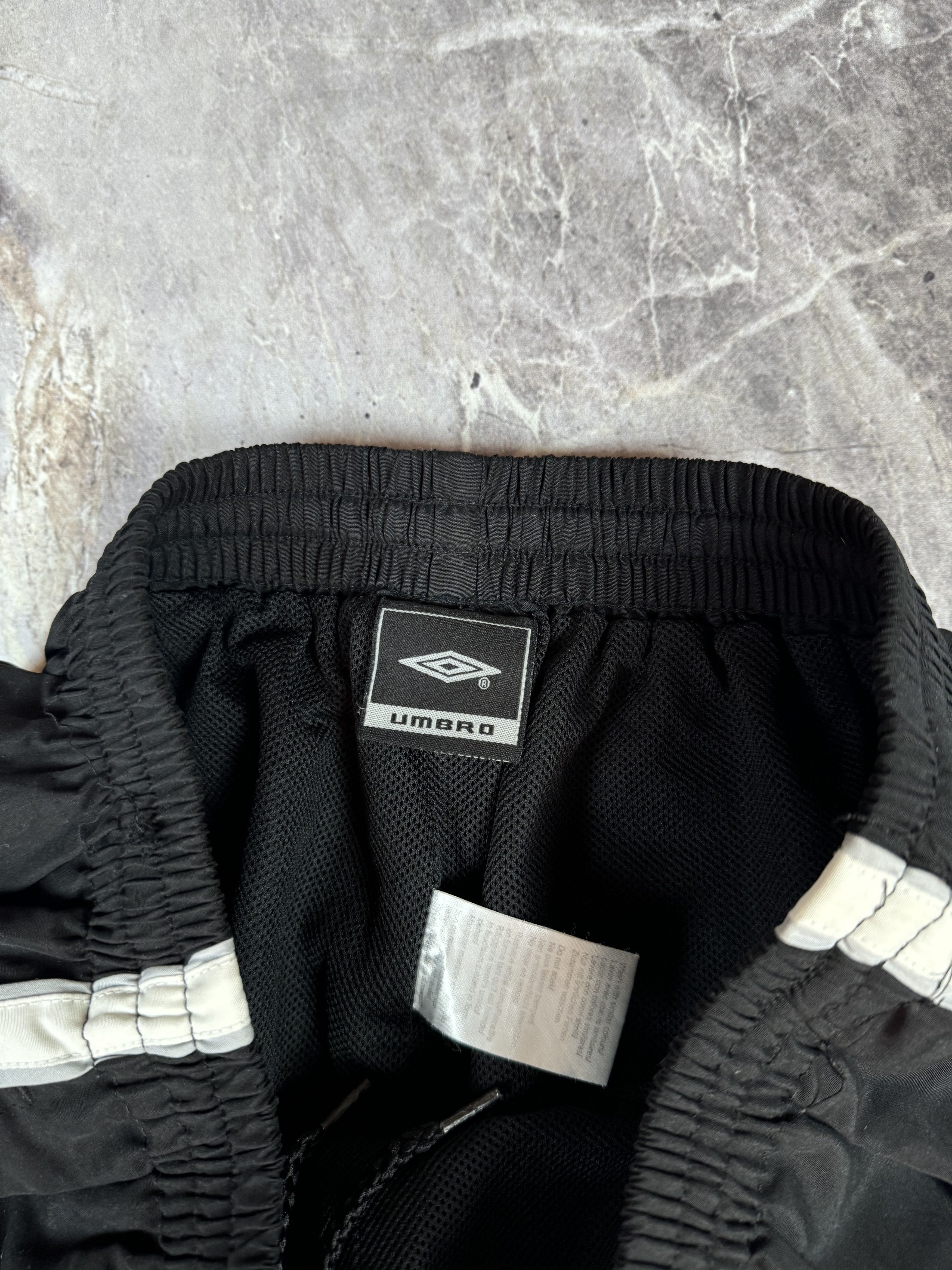 Umbro Vintage Umbro Baggy Nylon Pants Drill Y2K Size US 36 / EU 52 - 5 Thumbnail