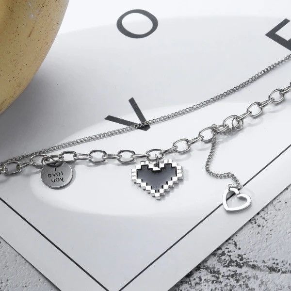 Jewelry × Vintage Black Mosaic Love Pendant Necklaces Suitable For Women Size ONE SIZE - 2 Thumbnail