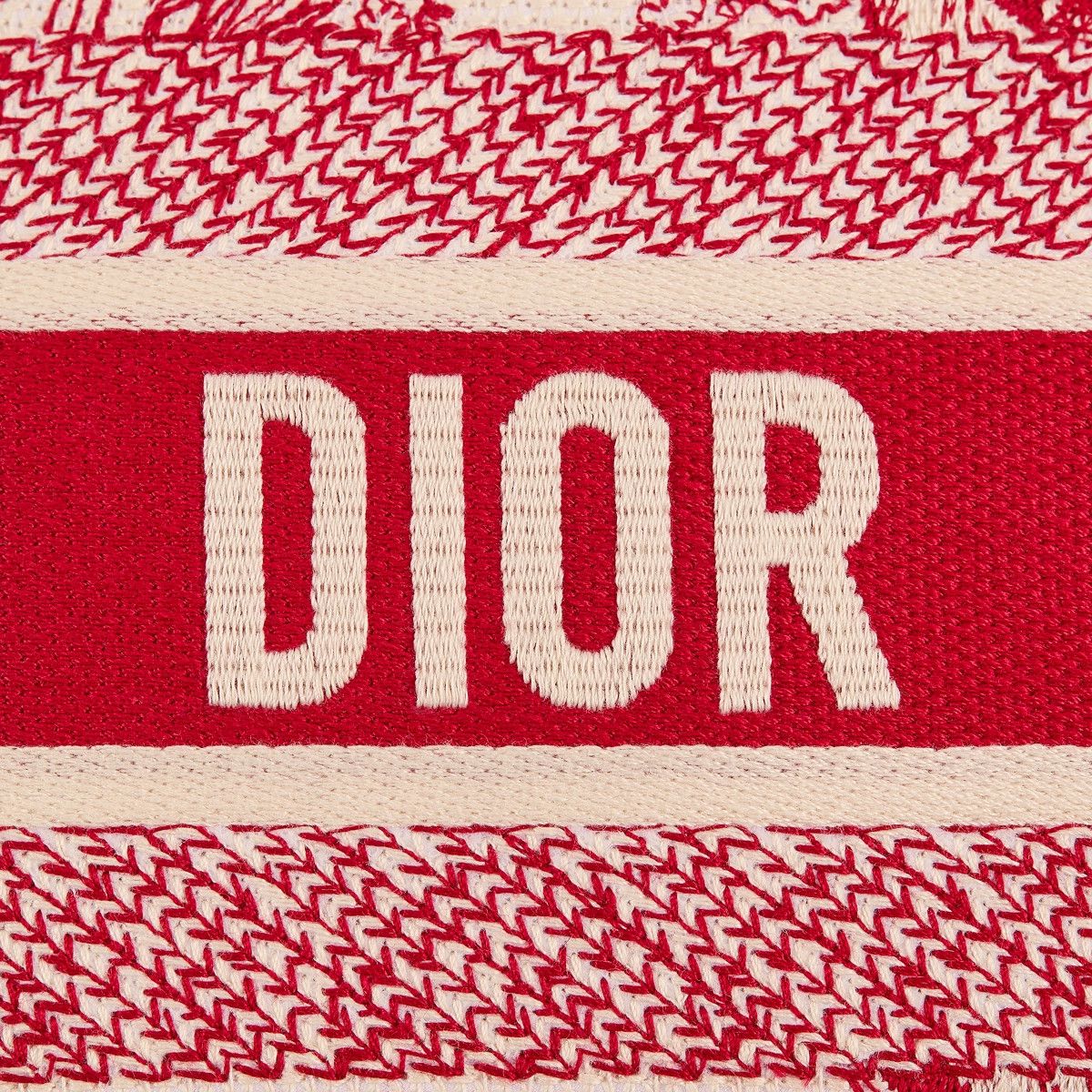 Dior o1bcso1str0125 Pillow in Raspberry Size ONE SIZE - 3 Thumbnail