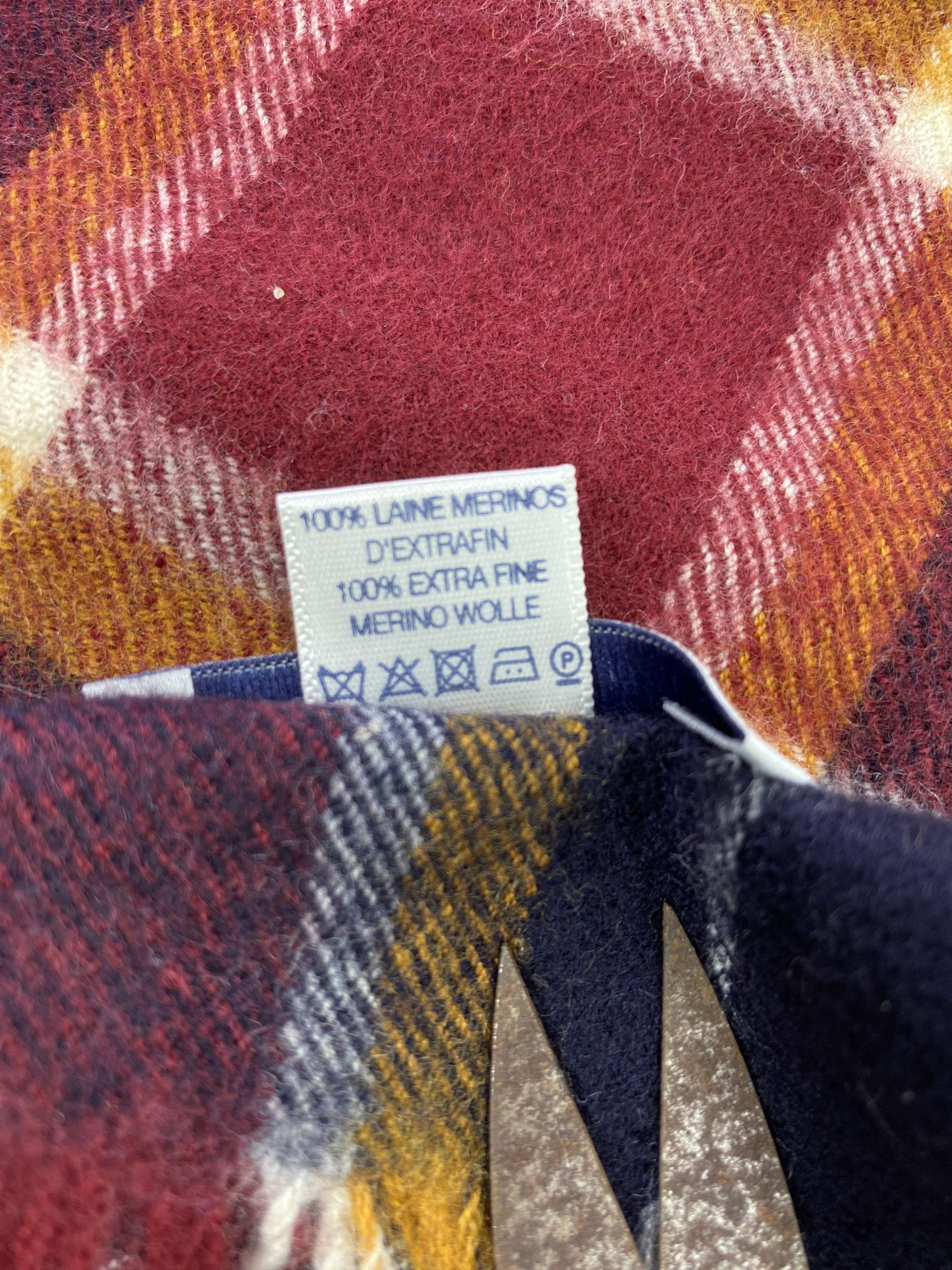 Johnstons Of Elgin JOHNSTONS OF ELGIN Scarf / Muffler / Neckwear -T591 Size ONE SIZE - 6 Thumbnail