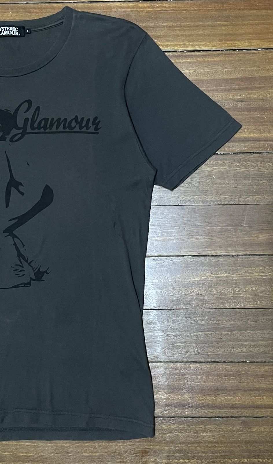 Hysteric Glamour Very Rare Vintage Hysteric Glamour Naked Girl T-shirt 2000s Size US S / EU 44-46 / 1 - 5 Thumbnail
