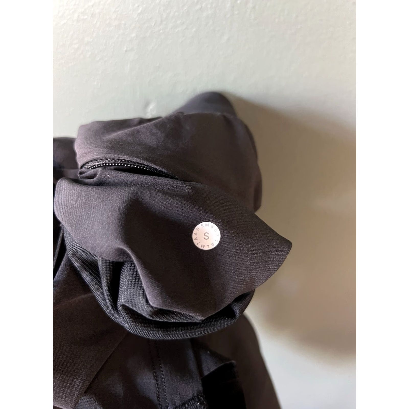 Lululemon Lululemon T.H.E. Short 9" Linerless BLACK LM7AA0S Men's Small Shirt Activewear 9 in Inseam Black Regular Mens Size US 29 - 3 Thumbnail