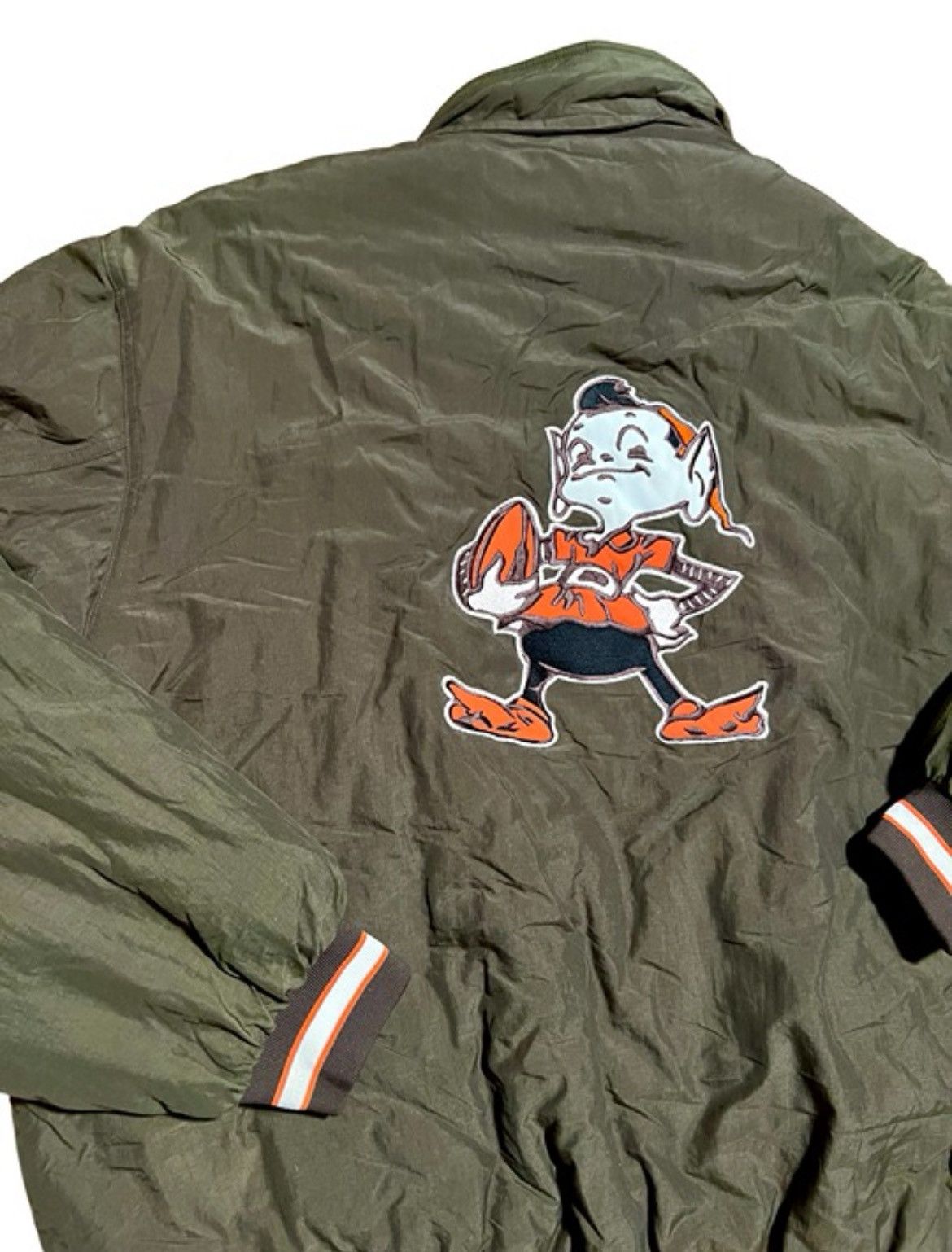 Reebok Cleveland Browns Gridiron Classic NFL Vintage Puffer Jacket Size US XXL / EU 58 / 5 - 4 Thumbnail