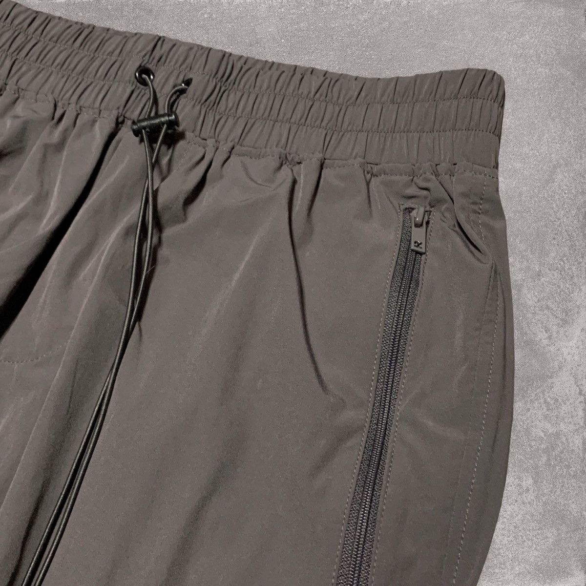 Represent Clo. Represent XS 247 Pants Grey Cargo Track Pant Bottoms Size US 28 / EU 44 - 4 Thumbnail