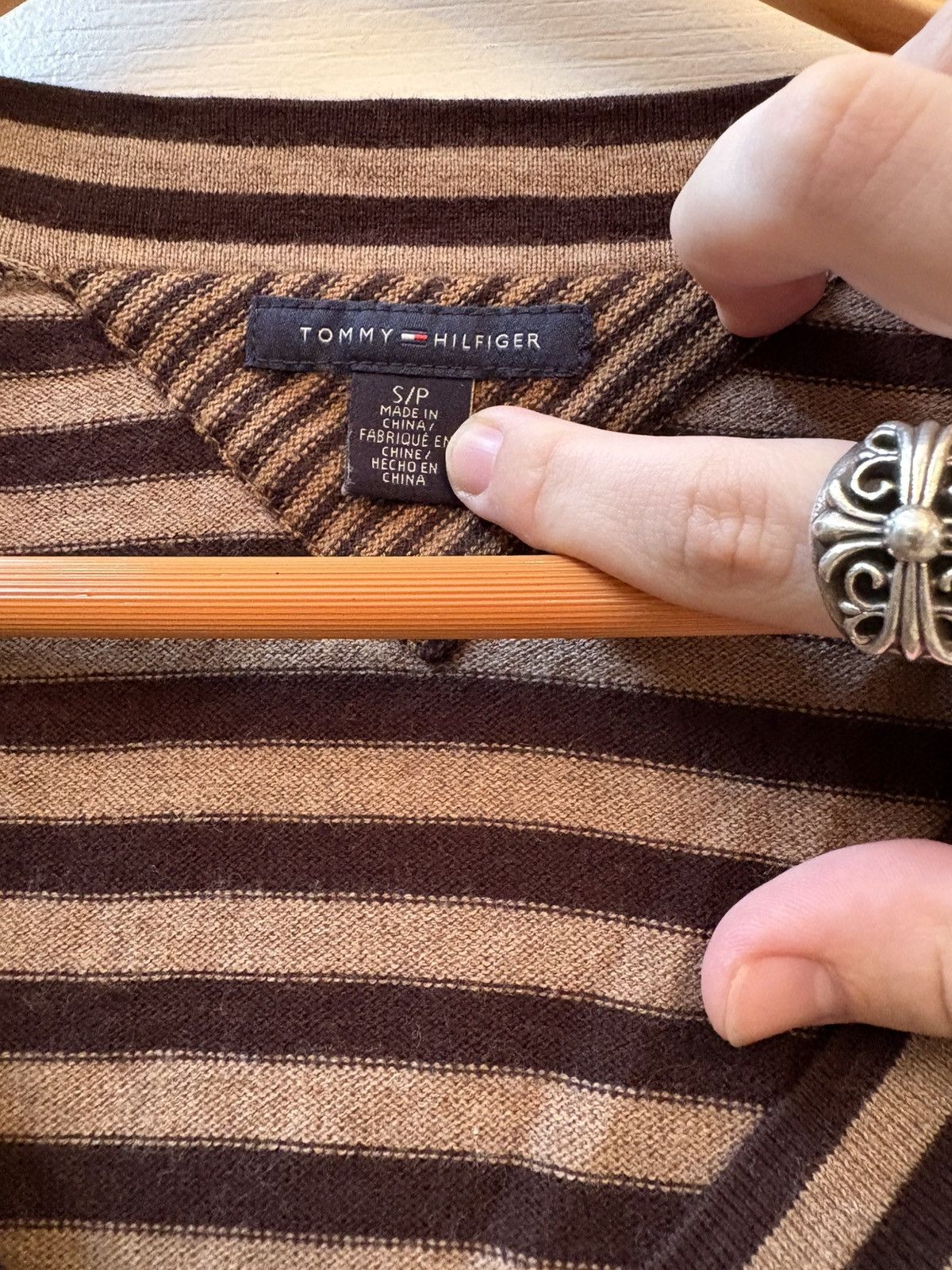Tommy Hilfiger Vintage Tommy hilfiger brown sweater Size S / US 4 / IT 40 - 2 Thumbnail