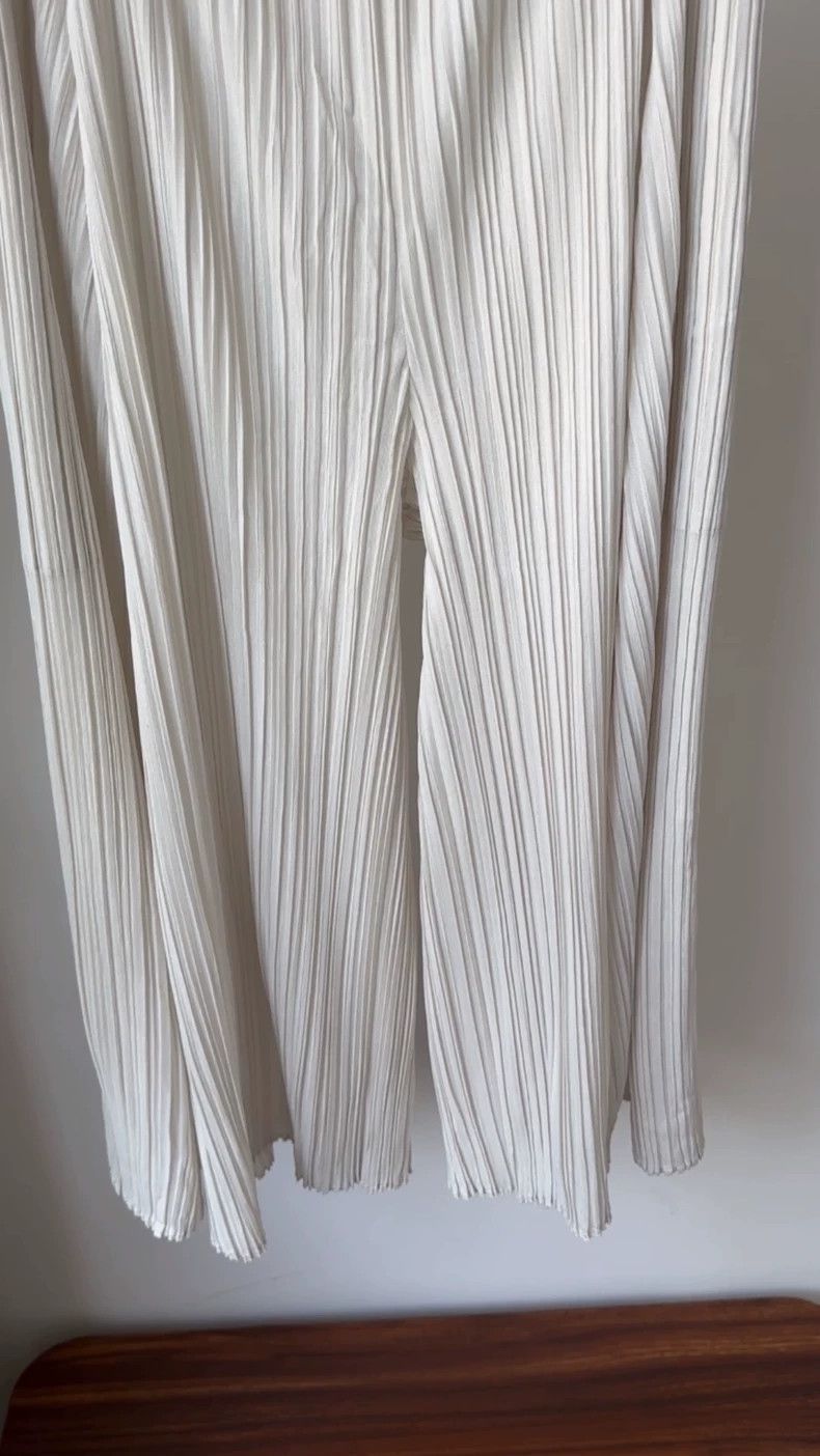 Issey Miyake Issey Miyake size:2 White pleated trousers Size 31" - 1 Thumbnail