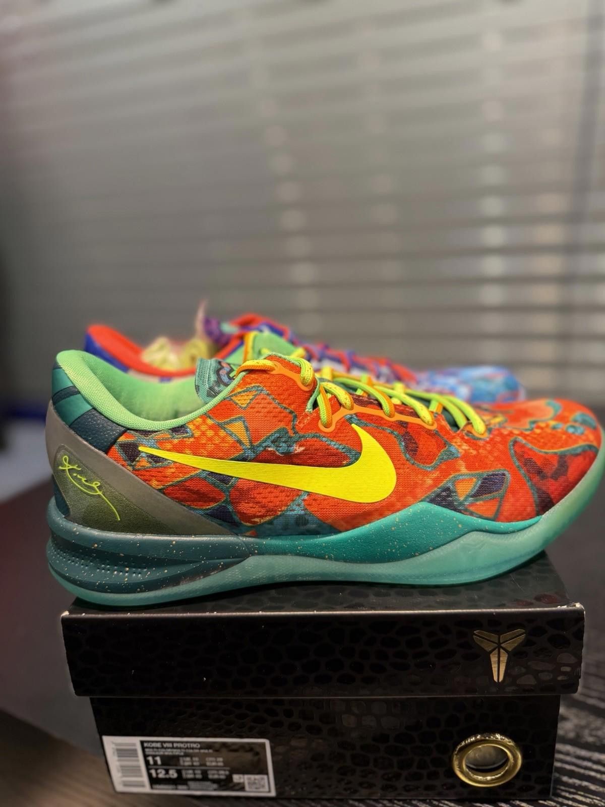 Nike Size 11 Nike Kobe 8 Protro What The Kobe Brand New Size US 11 / EU 44 - 11 Thumbnail