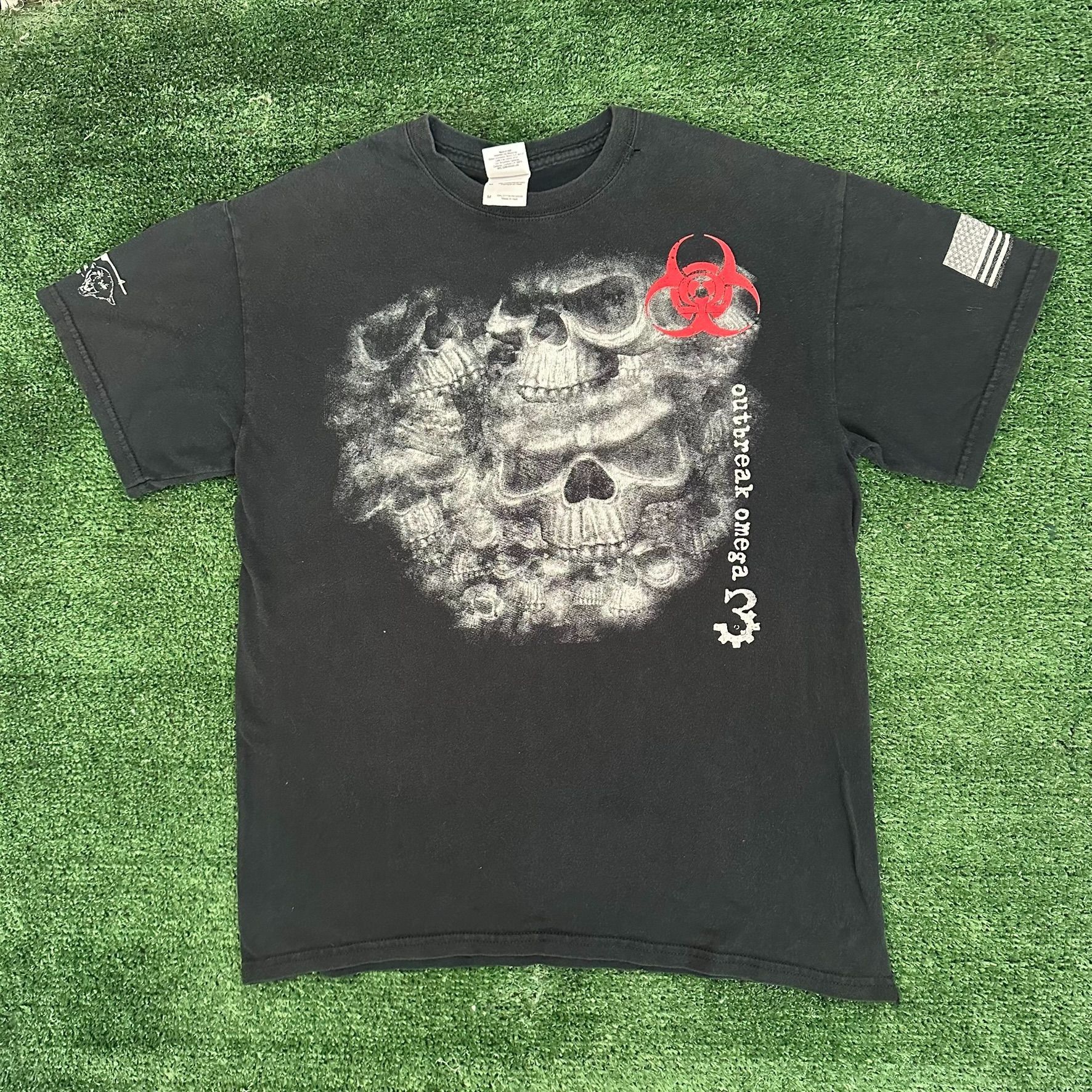 Japanese Brand Vintage Y2K Biohazard Skulls T-Shirt DPMS Panther Arms Faded Size US M / EU 48-50 / 2 - 1 Thumbnail