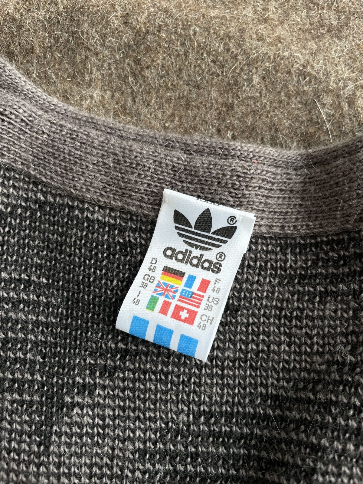 Adidas Vintage Adidas Original Cardigan Size US M / EU 48-50 / 2 - 8 Thumbnail