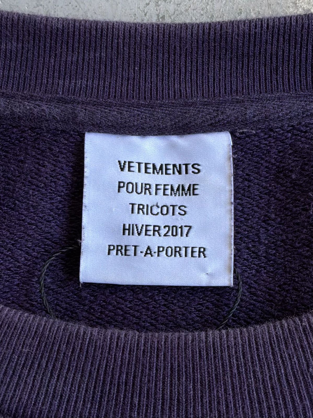 Vetements F/W17 Vetements - UNSKINNY - Crewneck Size US M / EU 48-50 / 2 - 10 Thumbnail