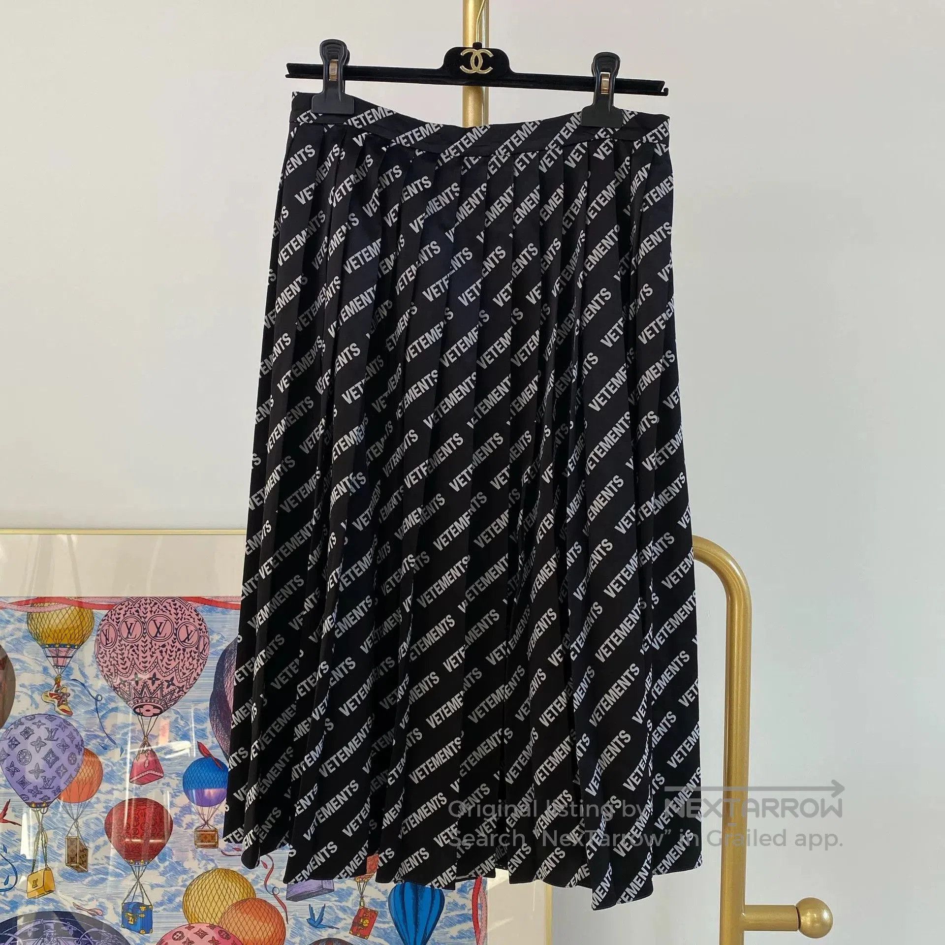 Vetements VETEMENTS Black Letter Print Skirt. Size US 36 / EU 52 - 1 Thumbnail