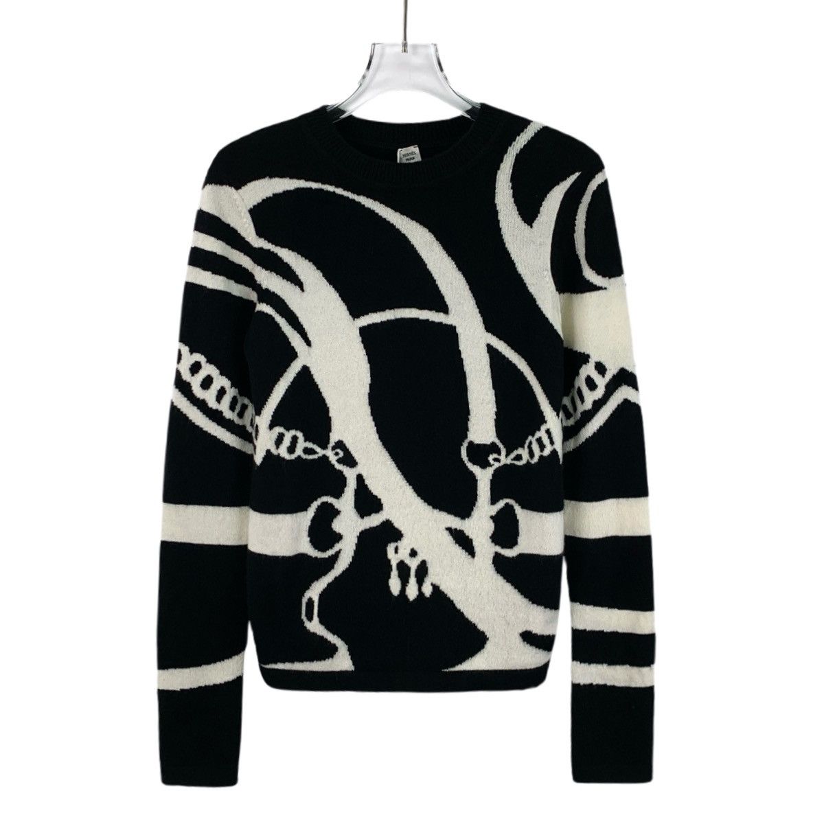 Hermes Hermes Black Pattern Jacquard Crew Neck Knit Sweater K26WX Size XS / US 0-2 / IT 36-38 - 1 Thumbnail