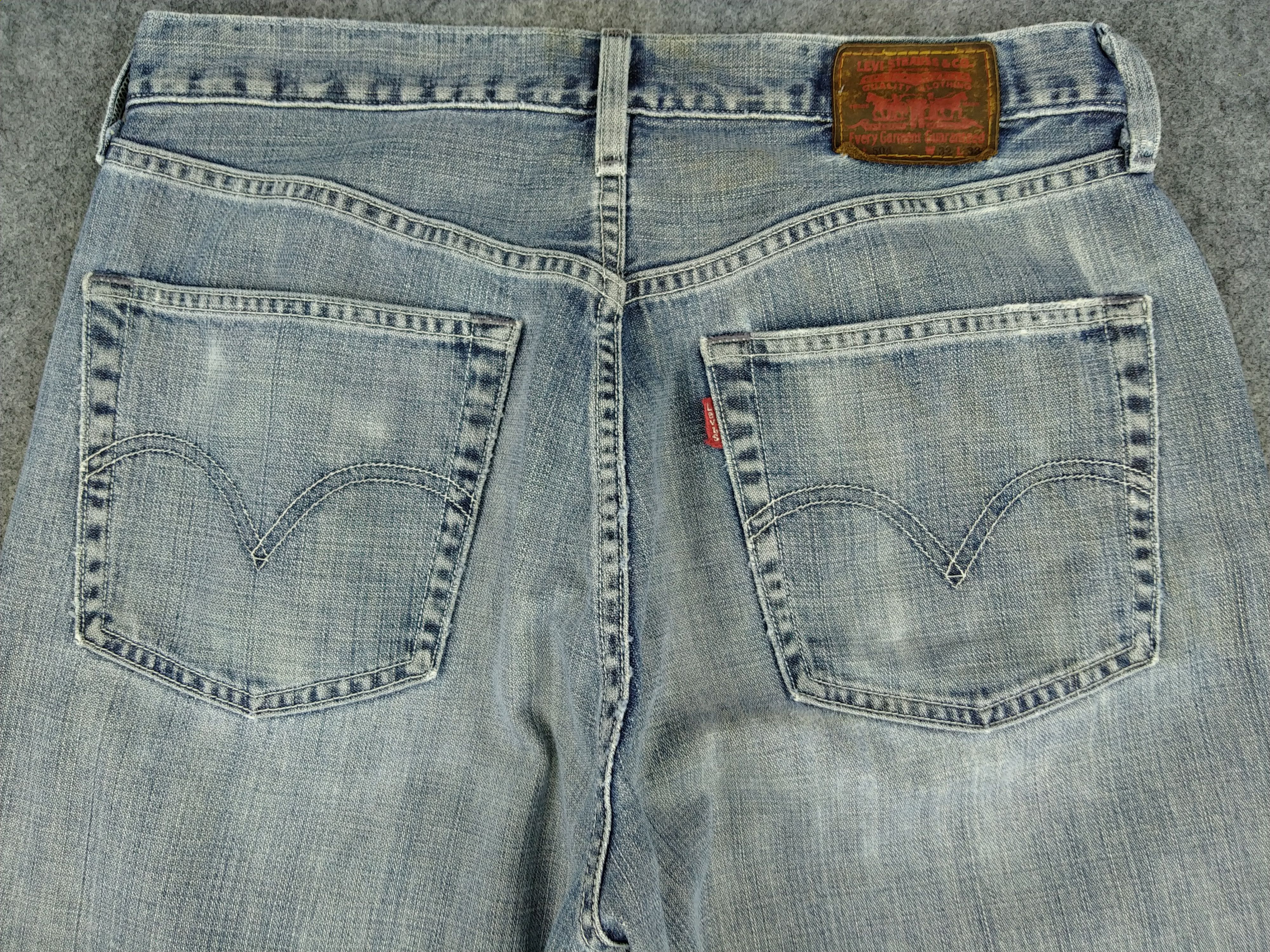 Levi's Faded Blue Vintage Levi's 504 Jeans 31x32.5 Denim -JN1072 Size US 31 - 4 Thumbnail