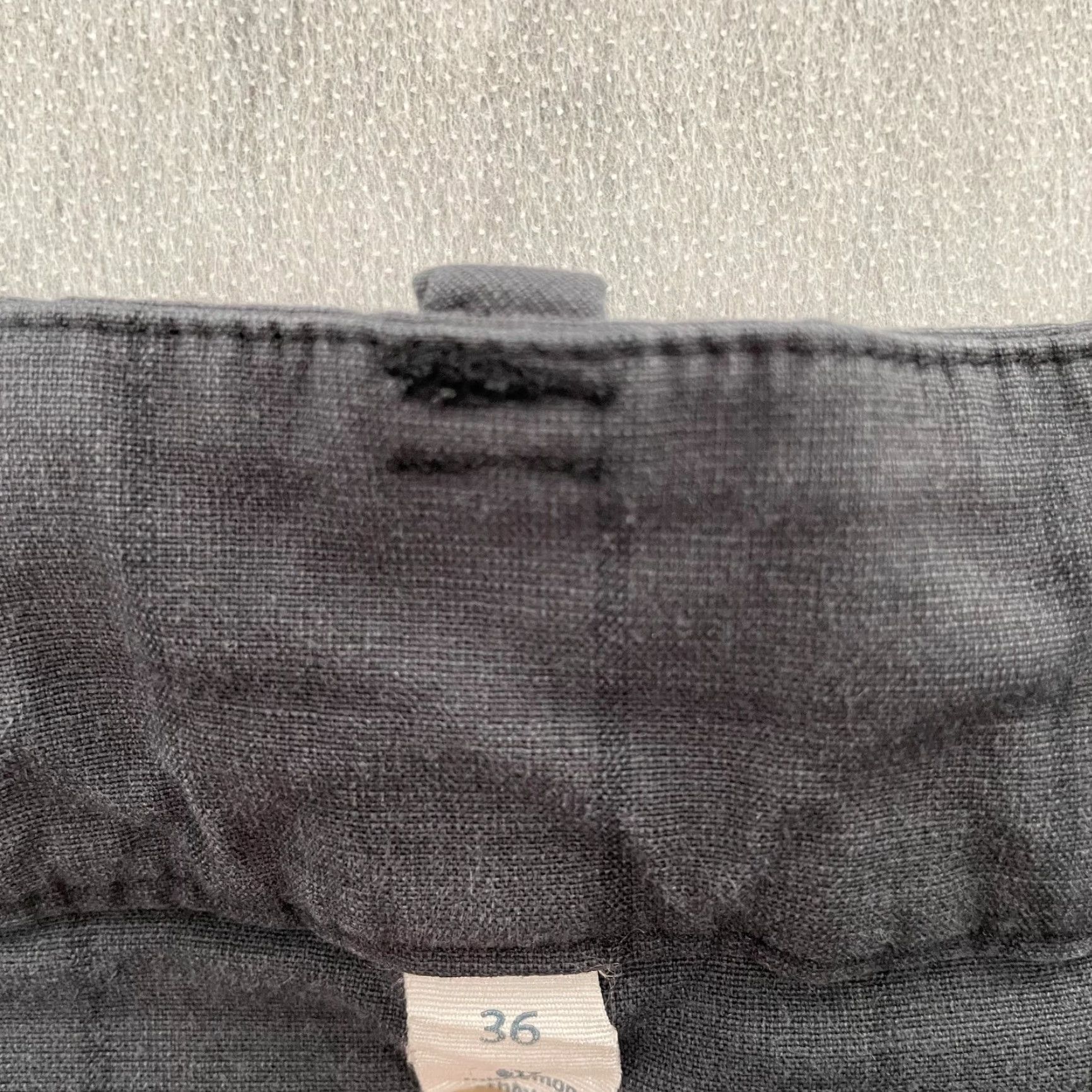 Lululemon VINTAGE Lululemon Shorts Adult 36 Gray Windowpane Pattern Chino Logo Pockets Mens Size US 36 / EU 52 - 6 Thumbnail