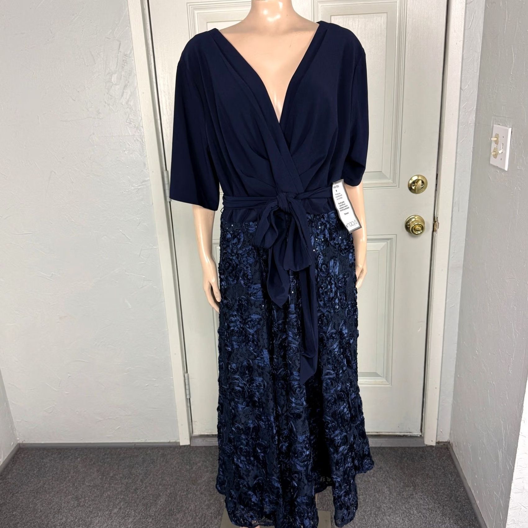 Alex Evenings Alex Evenings Dress Women's Plus 20W Knit Midi Navy Blue Sequin V-Neck 3/4 Sleeve Pullover Fit & Flare Casual Formal Size 3XL / US 20-22 - 2 Thumbnail