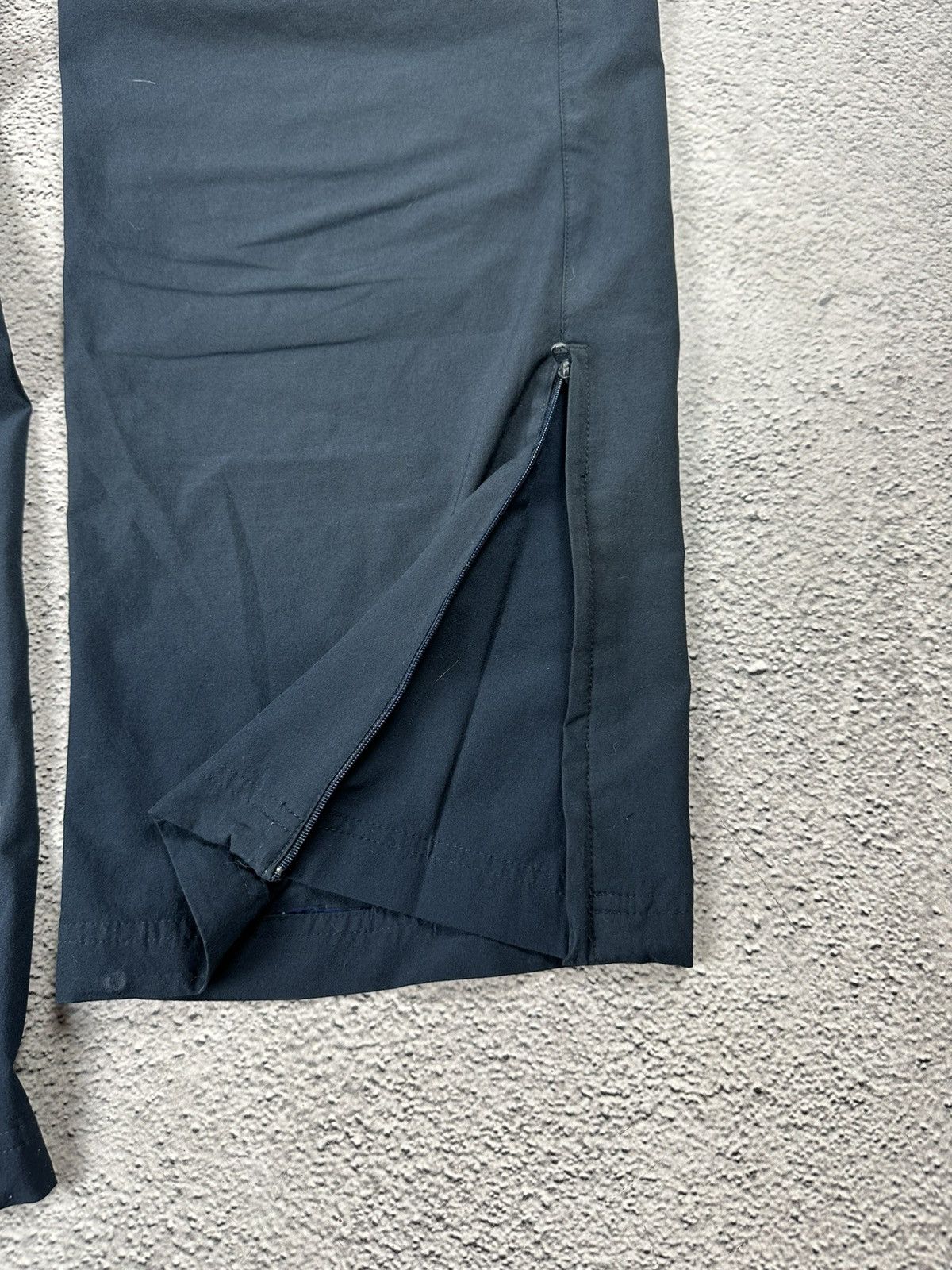 Nike Vintage Nike Trackpants Faded Nylon Y2K Baggy Style Size US 34 / EU 50 - 14 Thumbnail