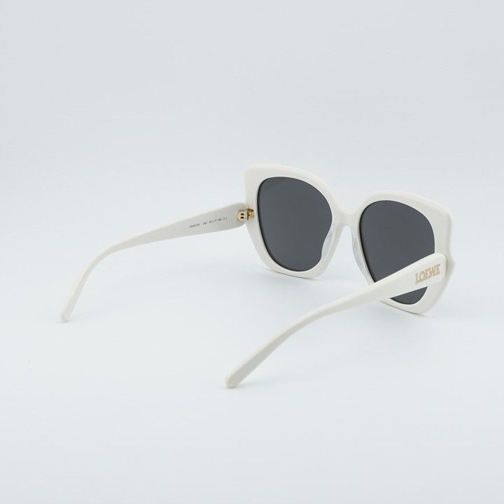 Loewe Loewe LW40133I 25A Sunglasses Ivory Butterfly Frame, Smoke Size ONE SIZE - 4 Thumbnail