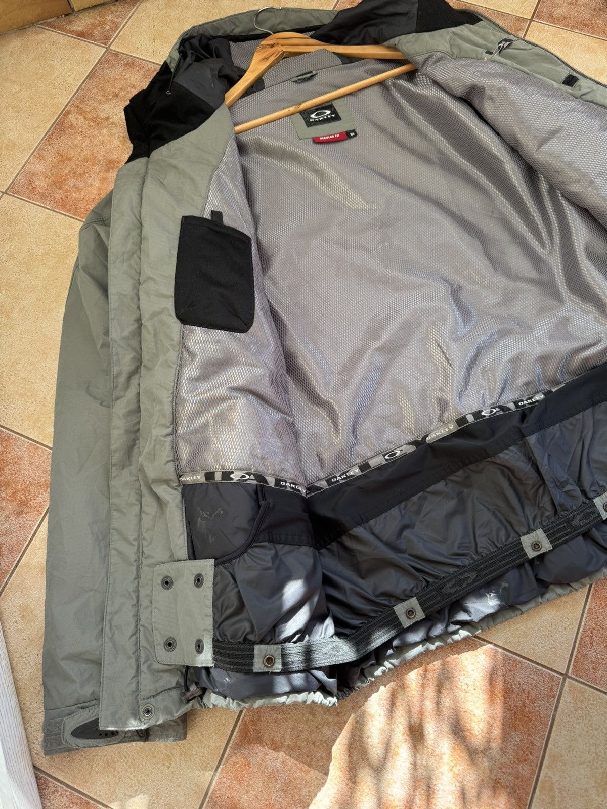 Oakley × Vintage Vintage Oakley Software Ski Jacket Size US XL / EU 56 / 4 - 10 Thumbnail