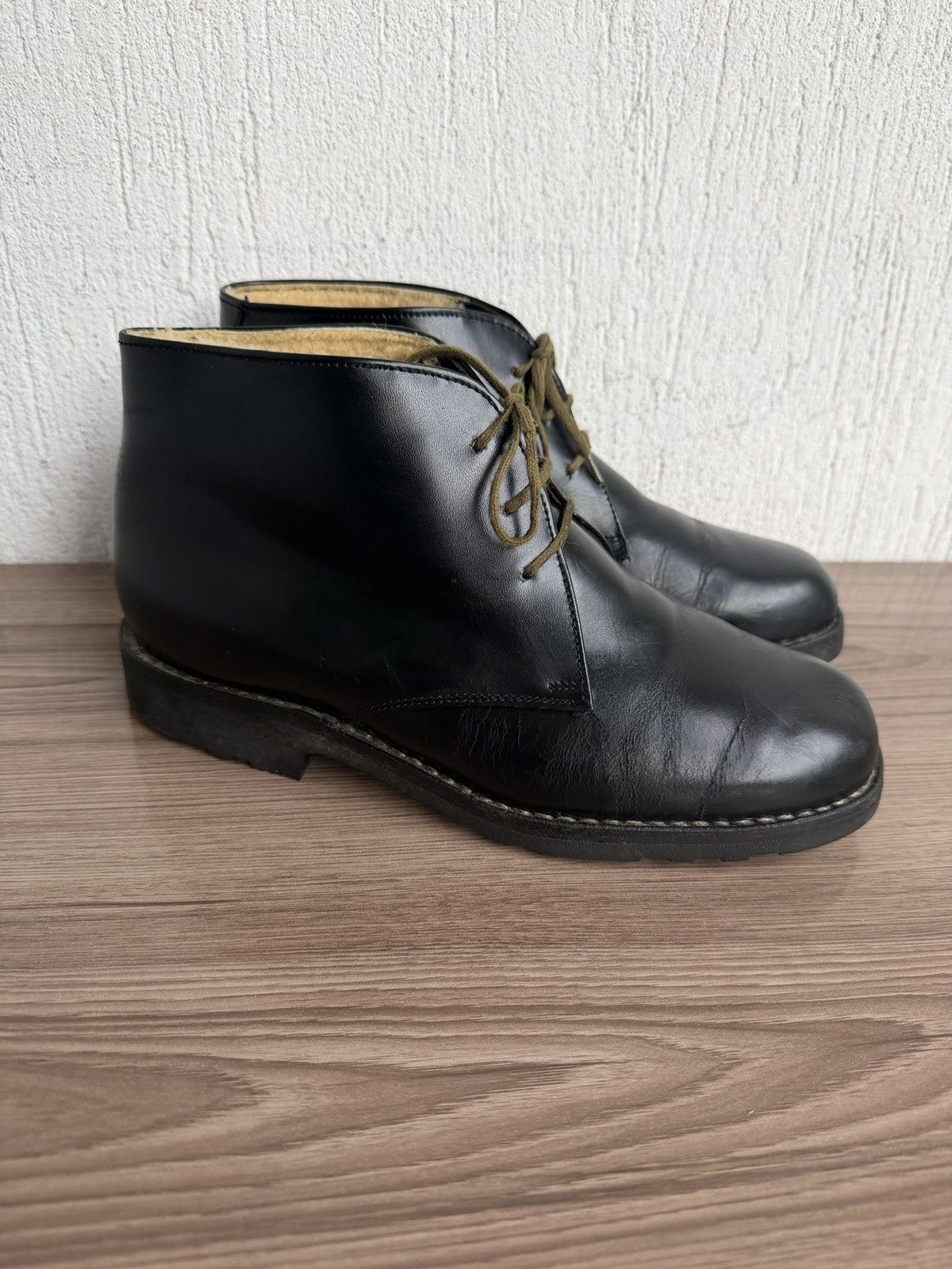 Paraboot chukka boots with wool lining Size US 9 / EU 42 - 3 Thumbnail