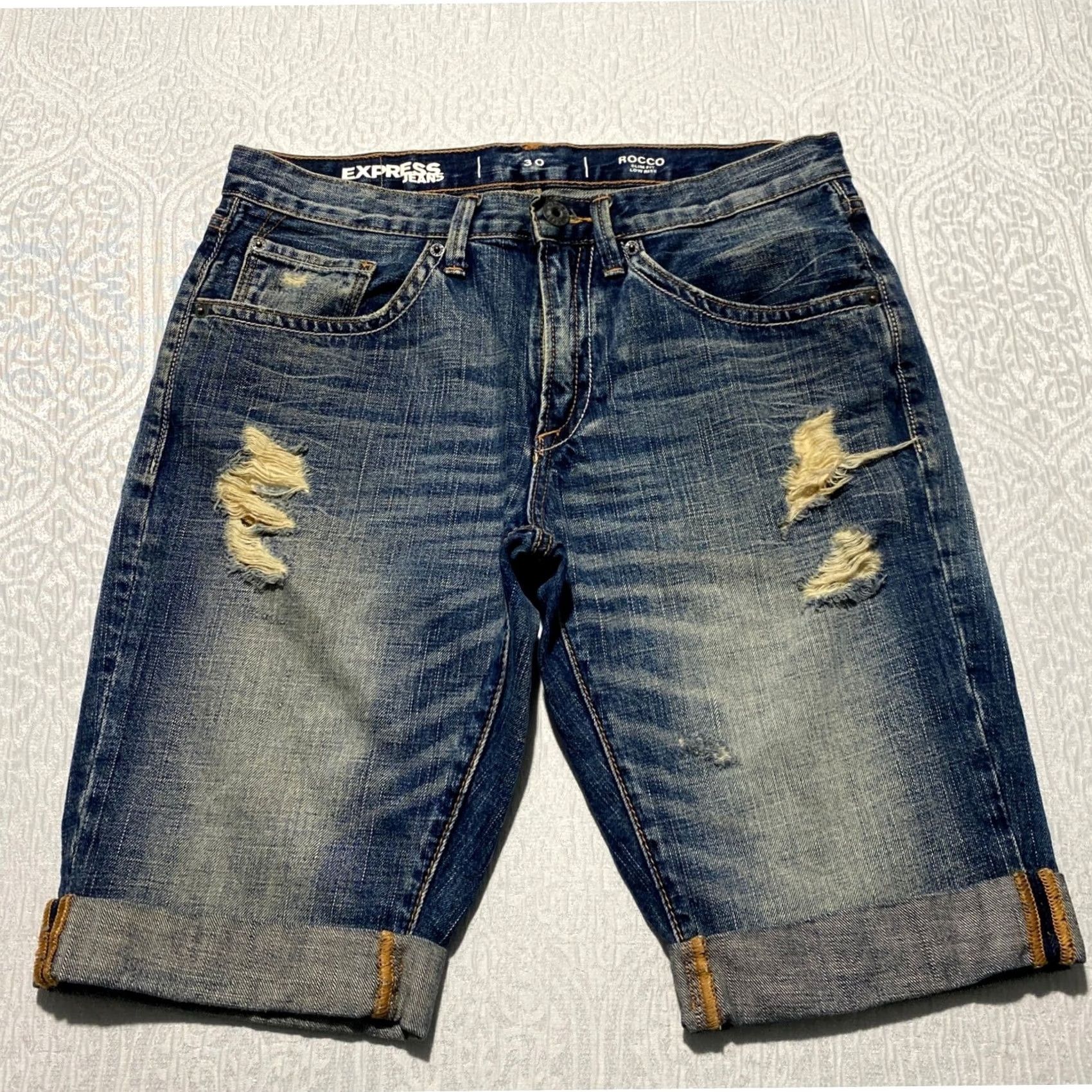 Express Express Jeans Rocco Slim Fit Low Rise Distressed Denim Shorts Mens 30 Blue Size US 30 / EU 46 - 2 Thumbnail