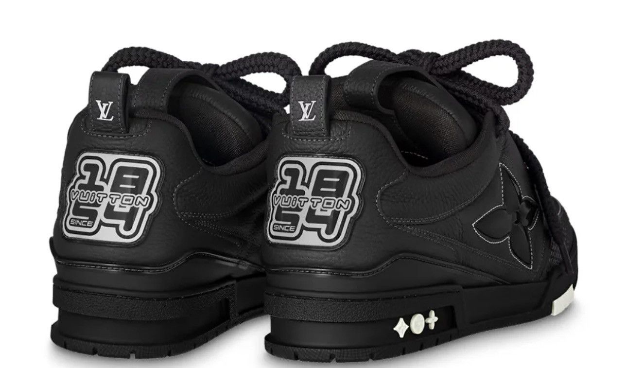 Louis Vuitton Louis Vuitton LV Trainer noir strass Size US 9 / EU 42 - 4 Thumbnail