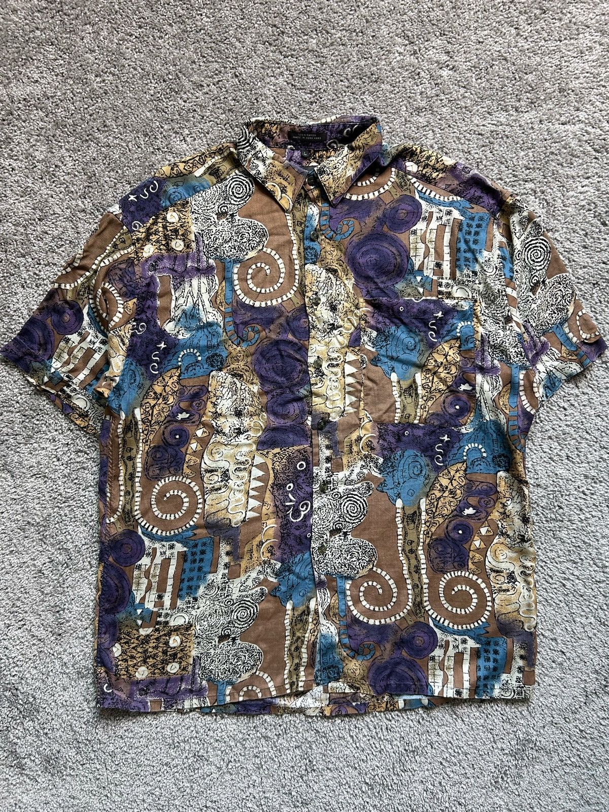 Vintage Vintage 70s/80s Rayon Button Up Basic Elements Hong Kong Art Size US L / EU 52-54 / 3 - 1 Thumbnail