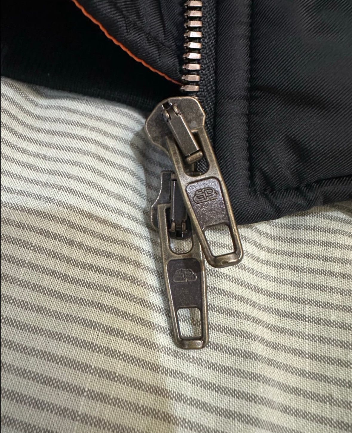 Balenciaga Balenciaga Steroid Bomber Jacket In Black Size US M / EU 48-50 / 2 - 3 Thumbnail