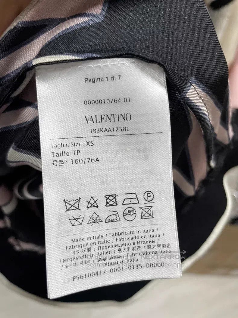 Valentino Valentino V-letter silk cardigan Size XS / US 0-2 / IT 36-38 - 3 Thumbnail