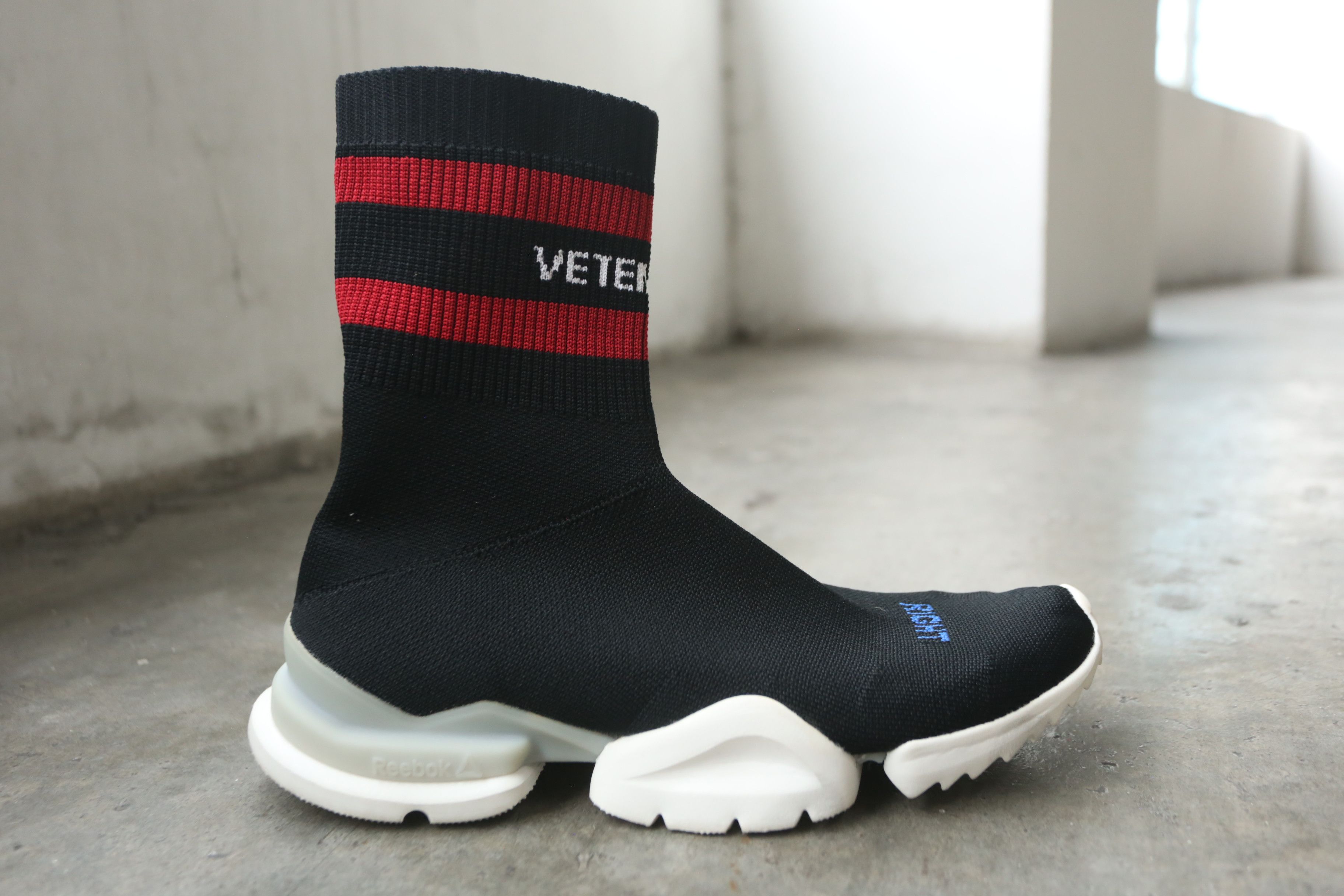 Reebok × Vetements Reebok - Vetements - S/S 18 - Sock Sneakers Size US 9 / EU 42 - 2 Thumbnail