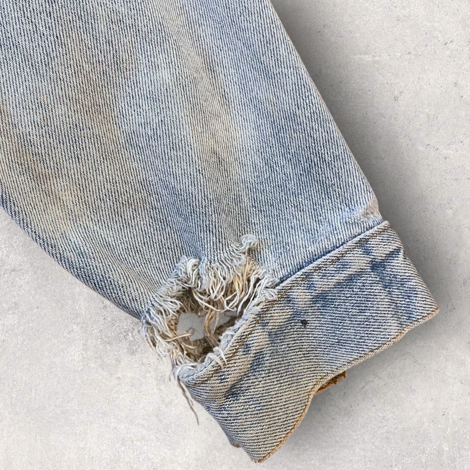 Levi's Vintage Levi's Custom Embroidered RIP Denim Trucker Jacket Size US M / EU 48-50 / 2 - 12 Thumbnail