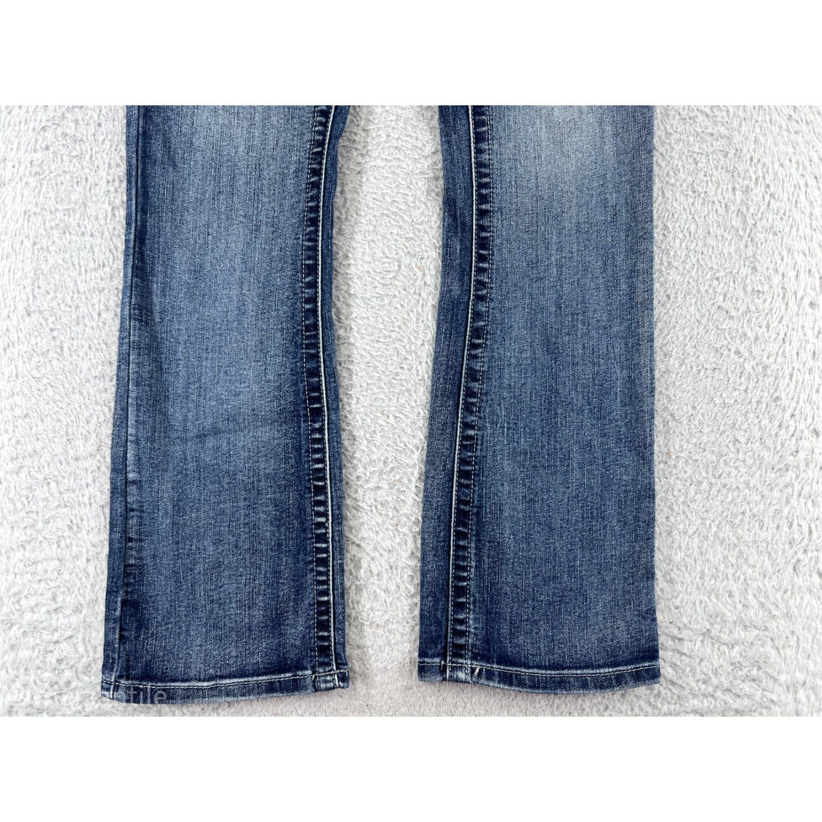 Vintage Maurices Jeans Womens 2 Blue Denim Bootcut Embroidered Cotton Blend Pockets Zipper 5-Pocket Design Slim Fit Size 26" / US 2 / IT 38 - 6 Thumbnail