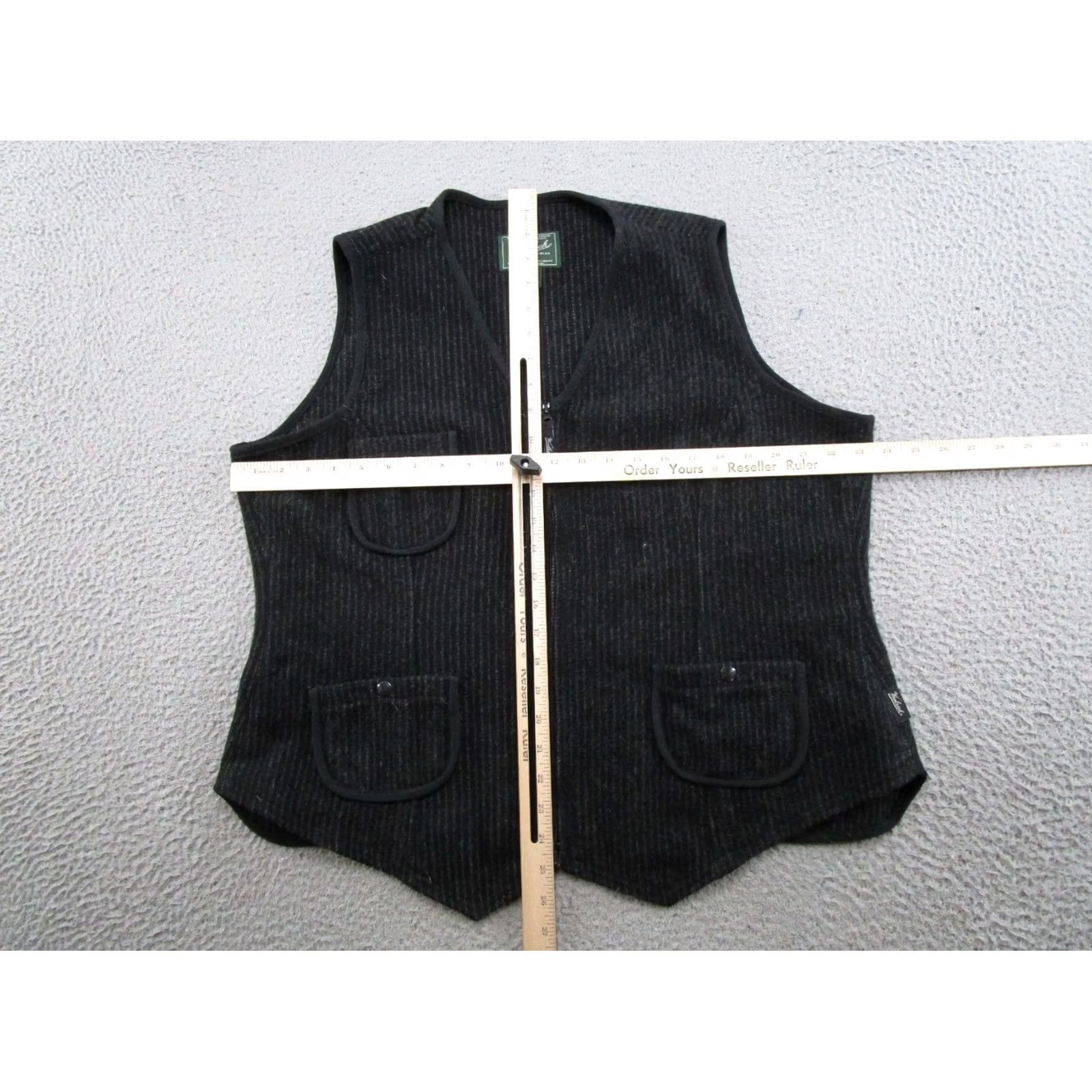 Vintage Woolrich Vest Wool Blend Black Gray Striped Women’s XL Pockets Full Zip Sleeveless Short Jacket/Coat Winter Fall Casual Womens Size XL Black Size XL / US 12-14 / IT 48-50 - 5 Thumbnail