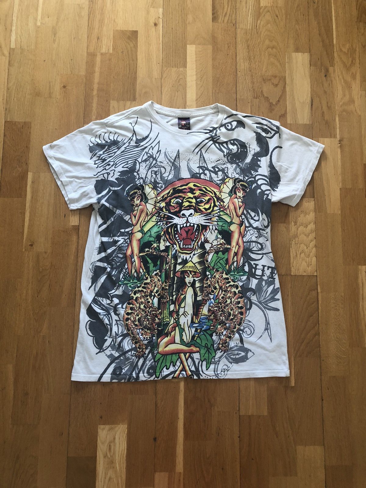 ED HARDY CLASSIC VINTAGE DESIGN STREETWEAR TEE SHIRT