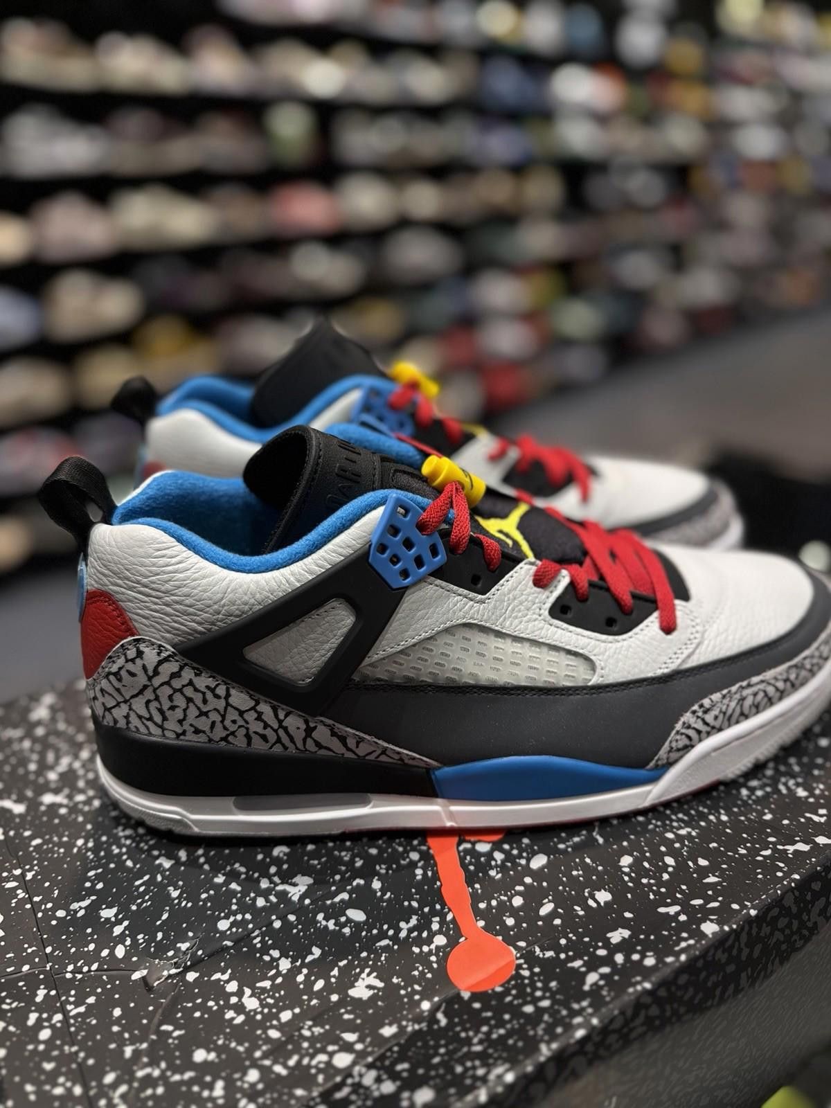 Nike Jordan Spizike Low Se Neutral Gray Men Size 13 Multicolor Size US 13 / EU 46 - 3 Thumbnail