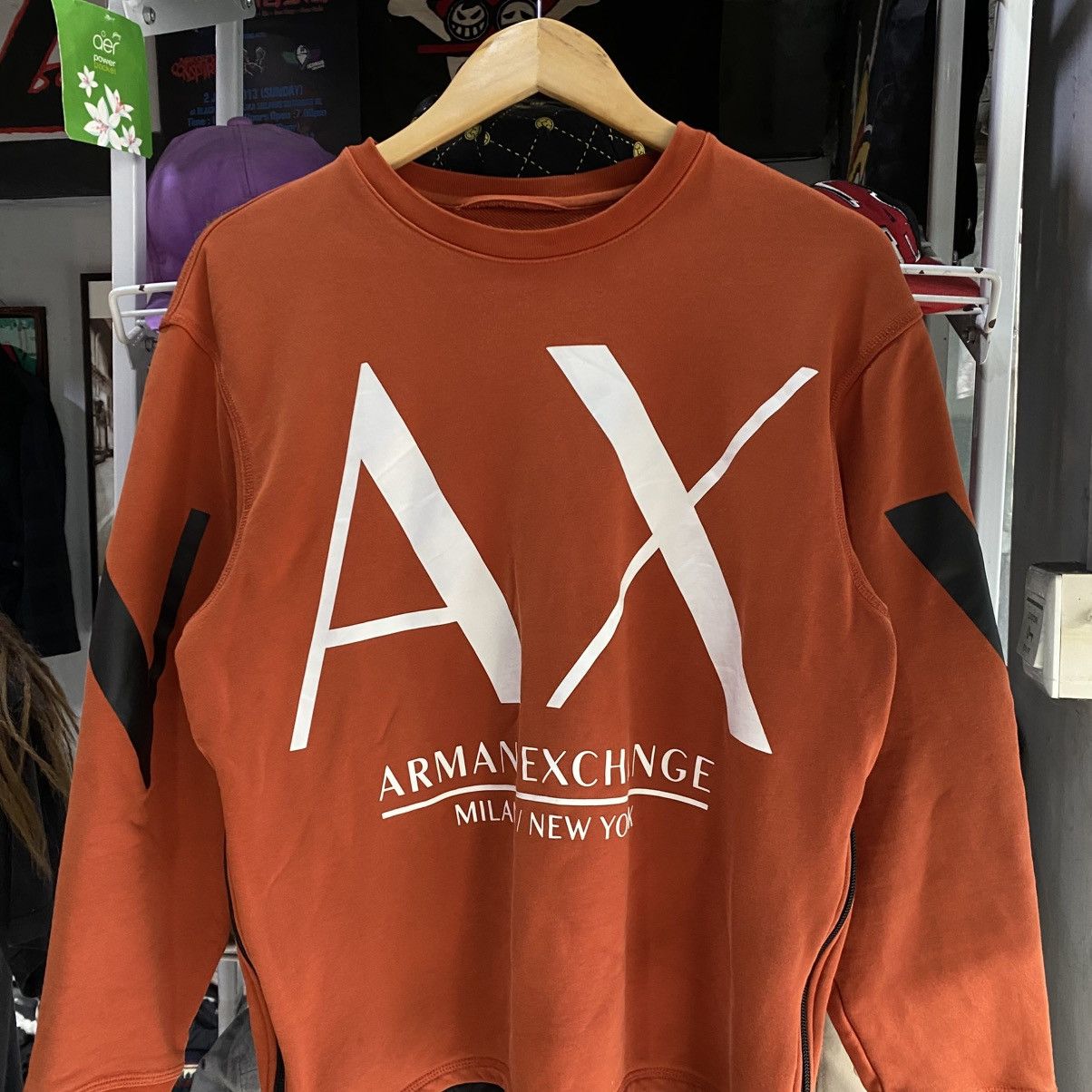 Maxi Logo Print Round-Neck Sweatshirt with Side Zip Closure