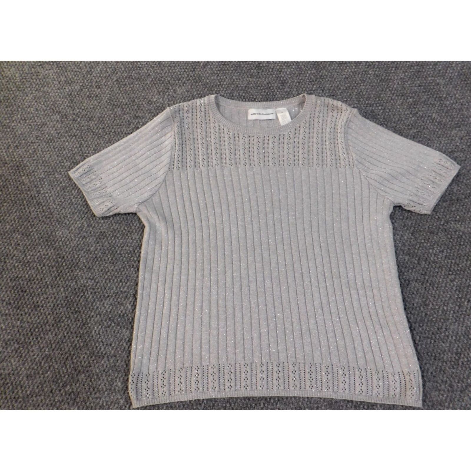 Vintage Alfred Dunner Blouse Shirt Womens Medium Gray Crew Neck Knit Stretch Metallic Pocket Short Sleeve Size M / US 6-8 / IT 42-44 - 3 Thumbnail