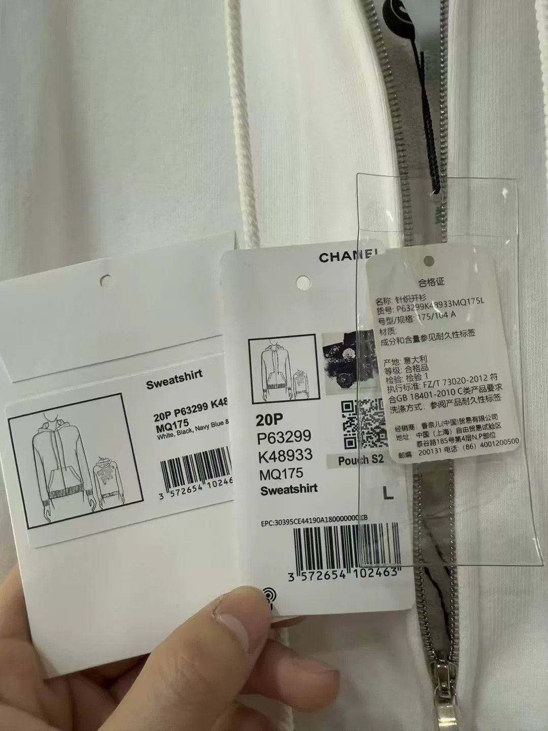 Chanel Chanel Coco Camellia Patch Zip Hoodie Size US S / EU 44-46 / 1 - 6 Thumbnail
