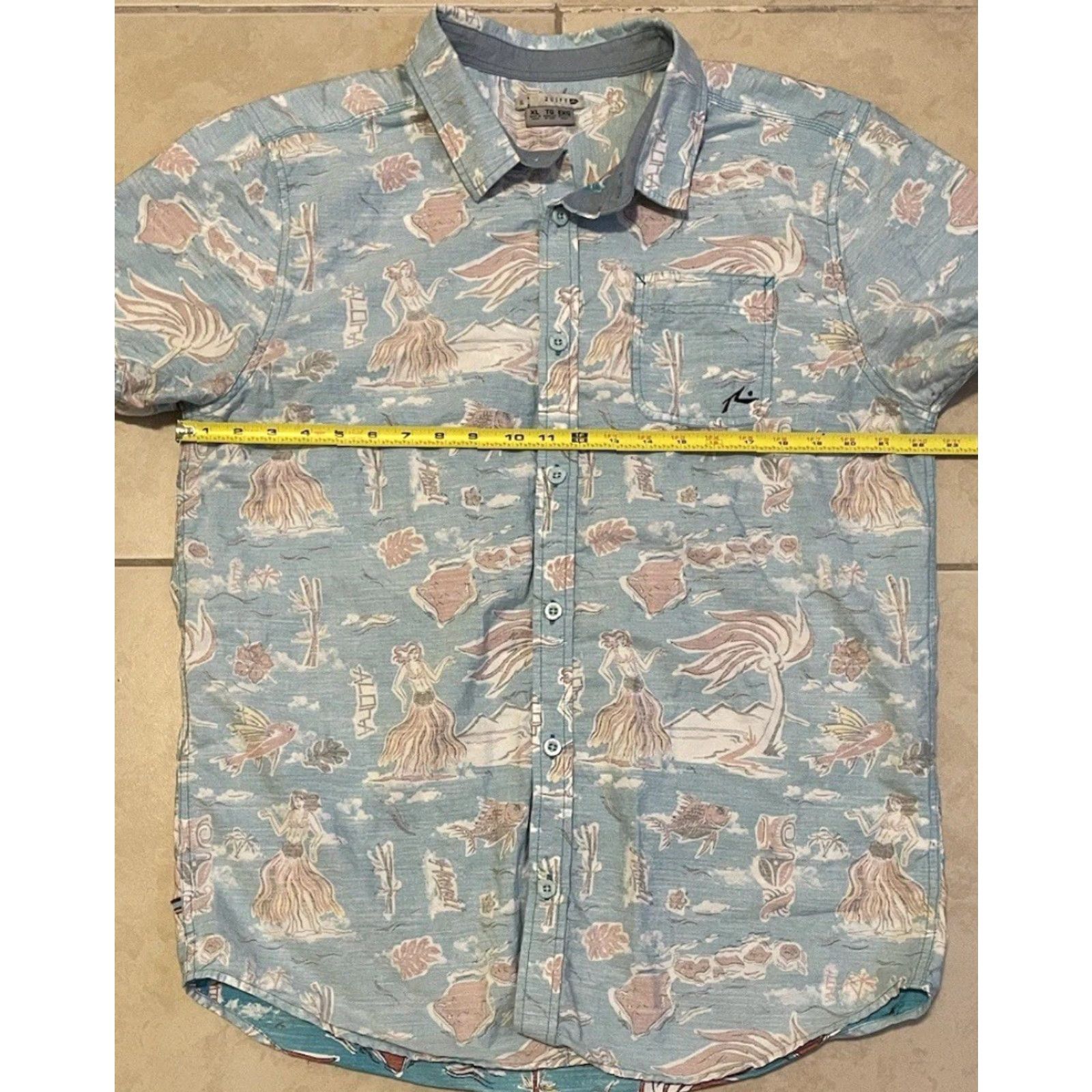 Quiksilver VINTAGE Quiksilver Button-Up Shirt XL Blue Short Sleeve Collared 70s 80s Vaporwave Grunge Surf Skate Ocean Pacific Hero Beach Casual Mens Size US XL / EU 56 / 4 - 6 Thumbnail