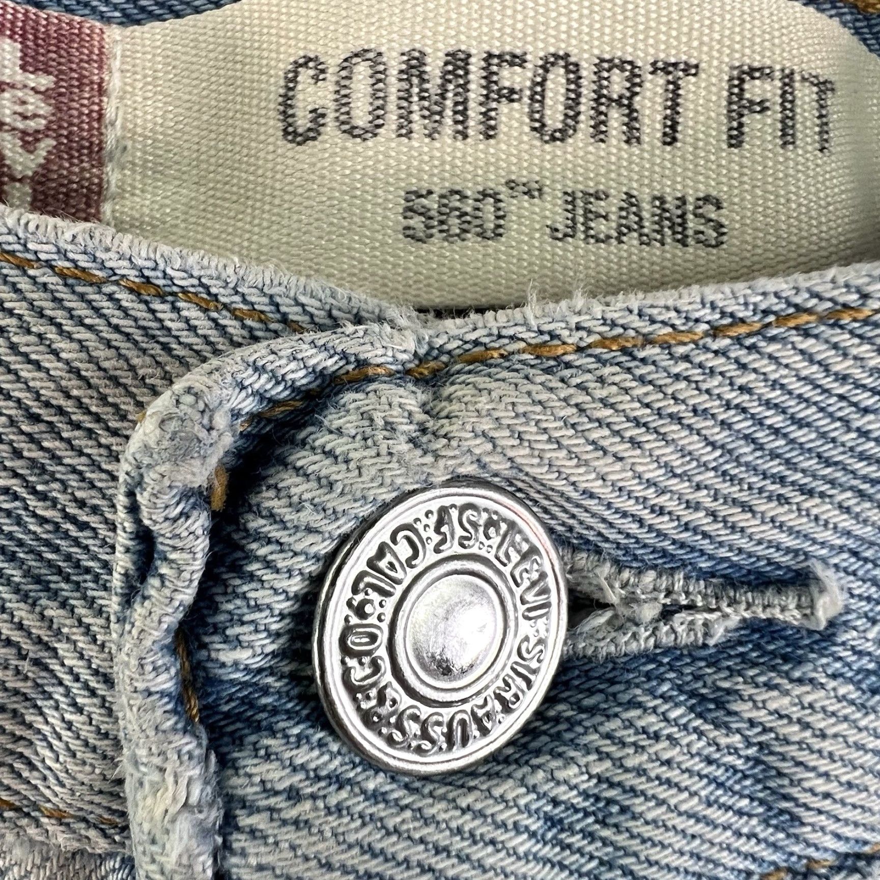 Levi's VINTAGE Levi's Jeans Men Relaxed Fit Tapered Denim 560 90s Blue Size 36 Size US 36 / EU 52 - 5 Thumbnail