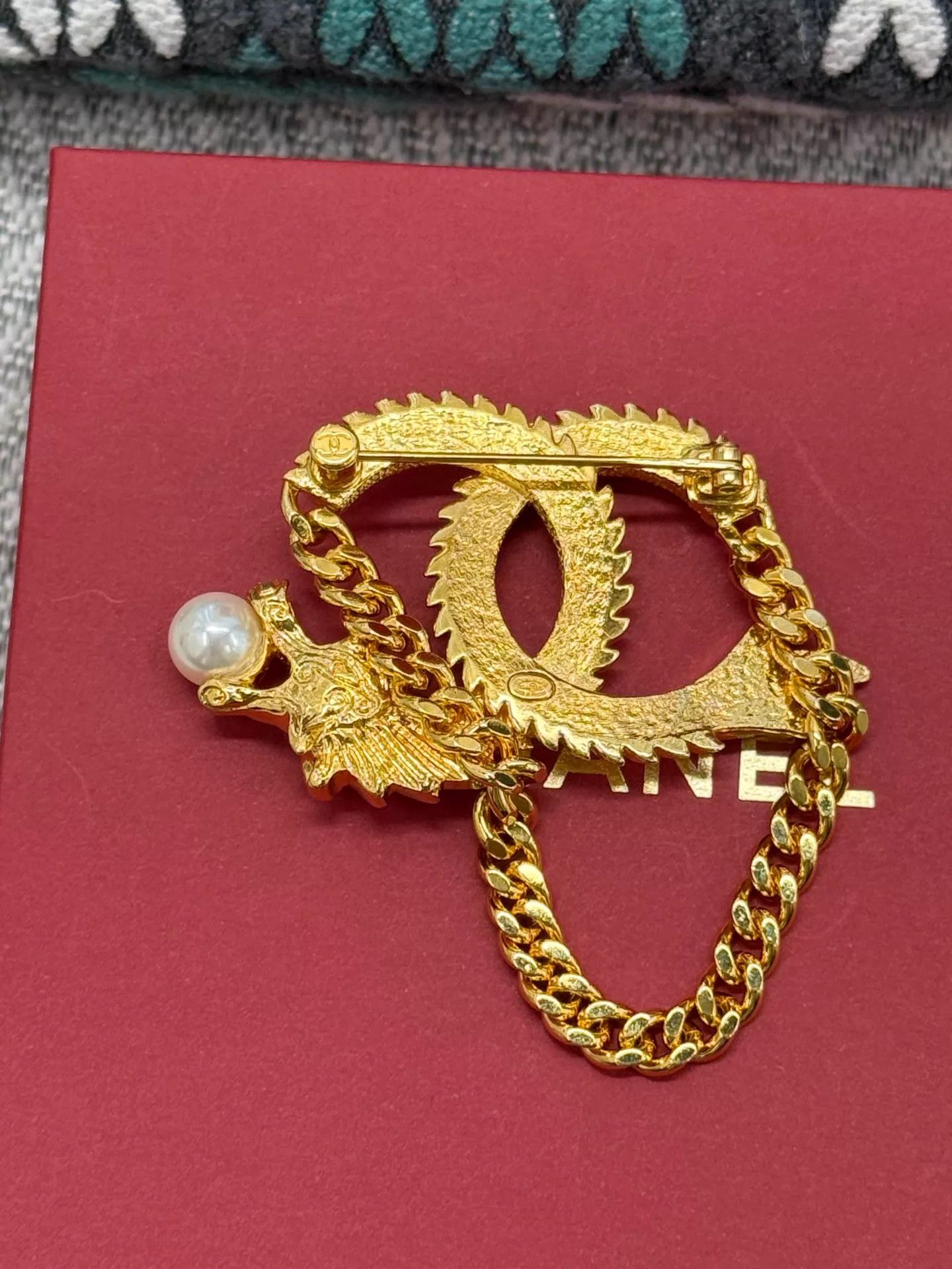 Chanel Chanel Vic Gold Dragon Pearl Brooch New With Box Size ONE SIZE - 4 Thumbnail
