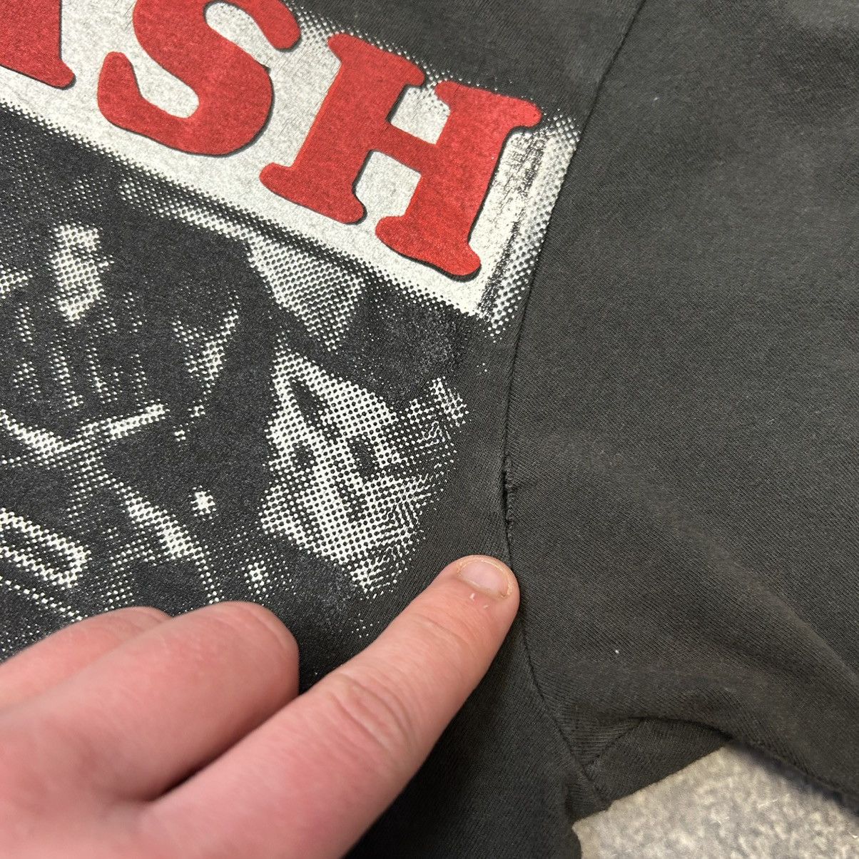 Band Tees Vintage The Clash Big Graphic Logo 90’s Rock Band tee Size US S / EU 44-46 / 1 - 6 Thumbnail