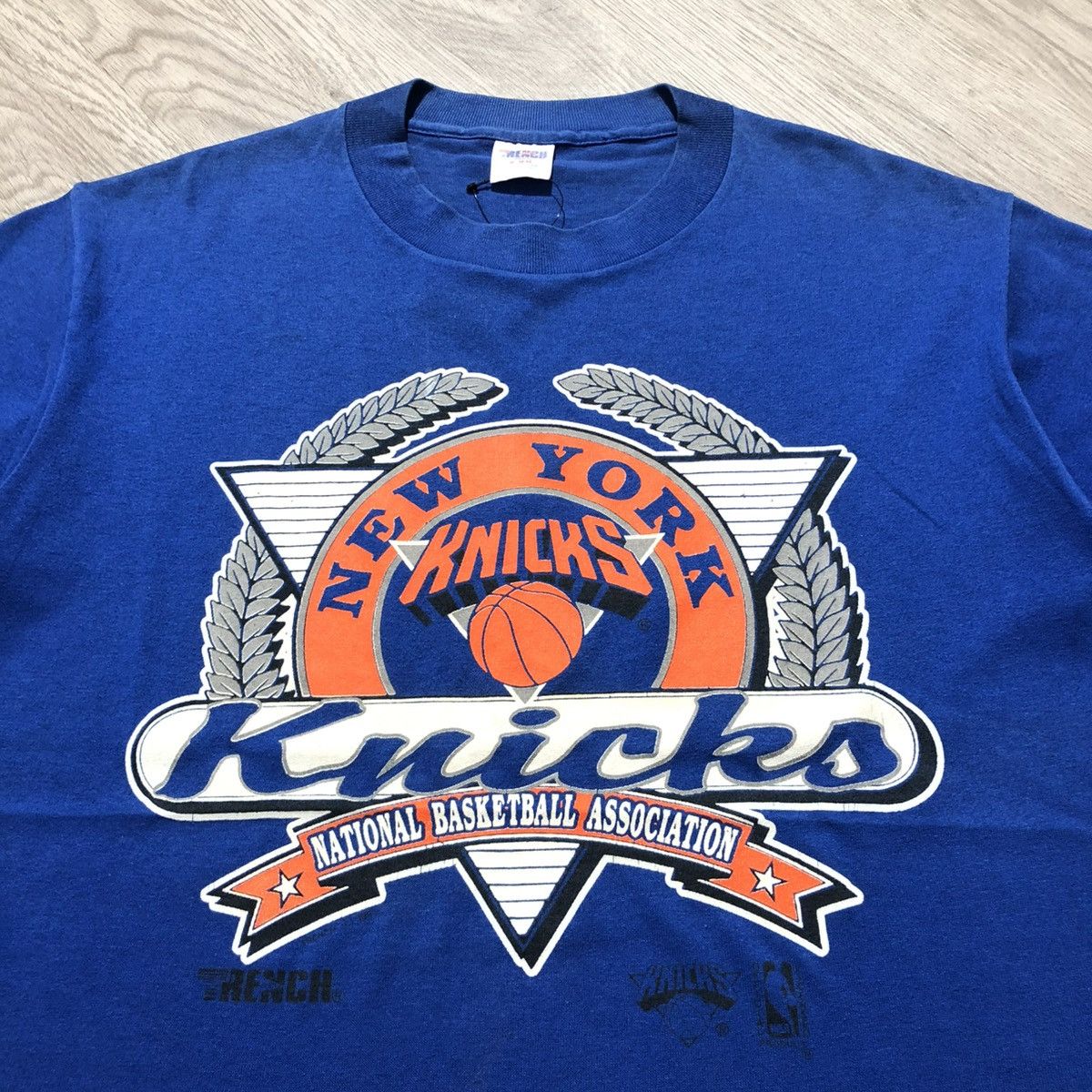 Vintage 1990s Vintage NBA Basketball New York Knicks T-shirt Blue Size US M / EU 48-50 / 2 - 3 Thumbnail